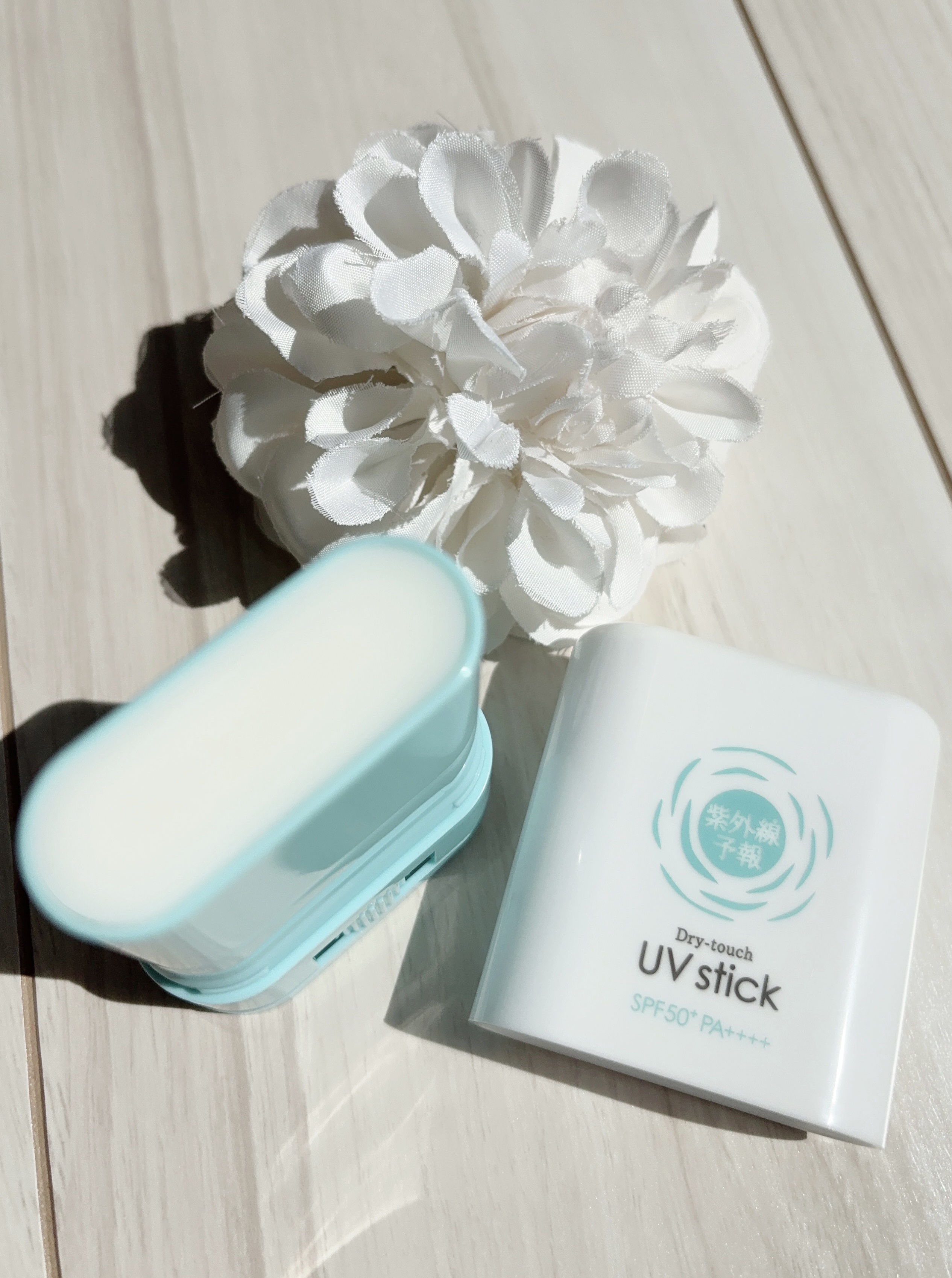 紫外線予報 さらさらUVスティックF/紫外線予報/日焼け止めスティックを使ったクチコミ（2枚目）