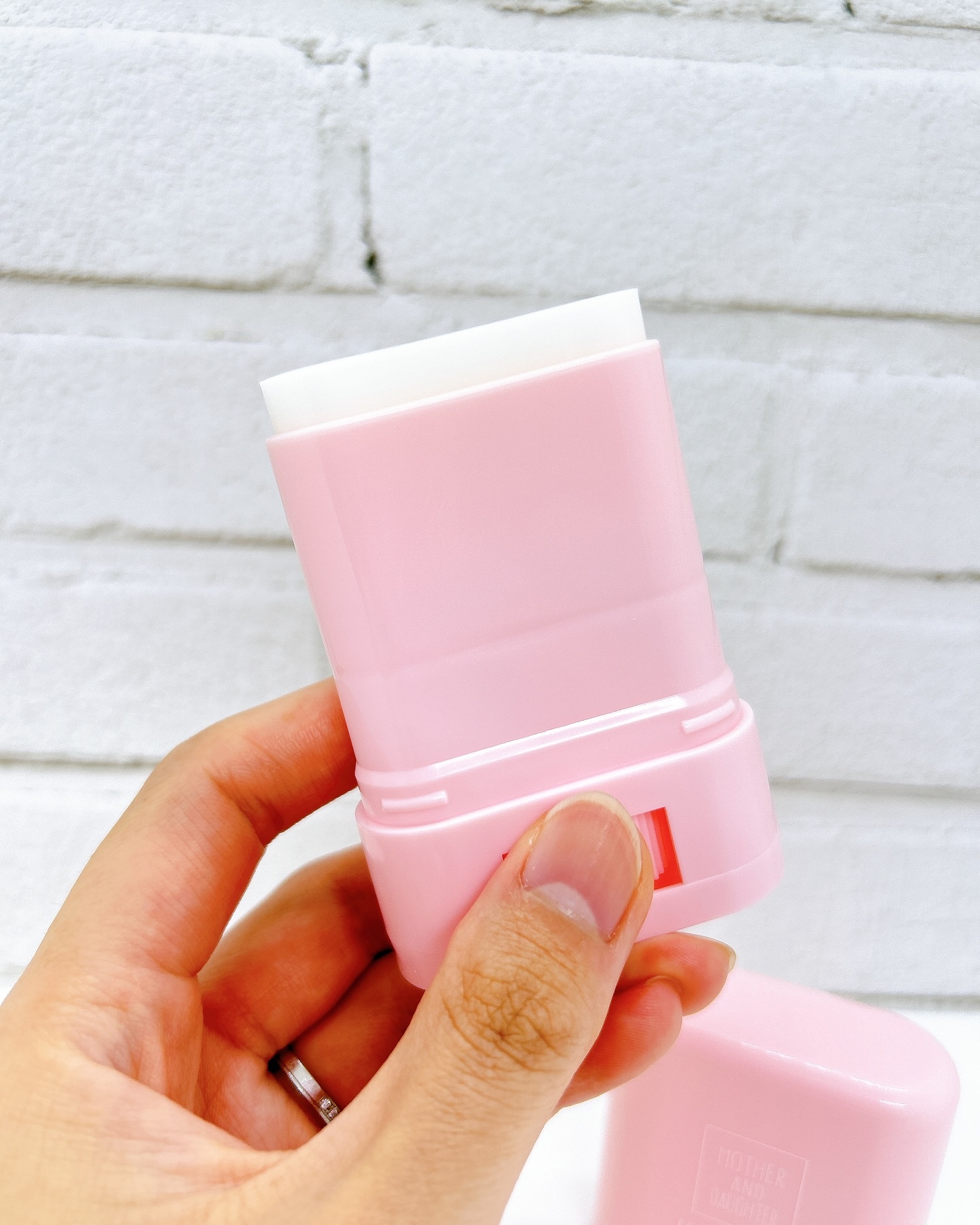 クリアUVスティック/Mother&Daughter/日焼け止めスティックを使ったクチコミ（3枚目）