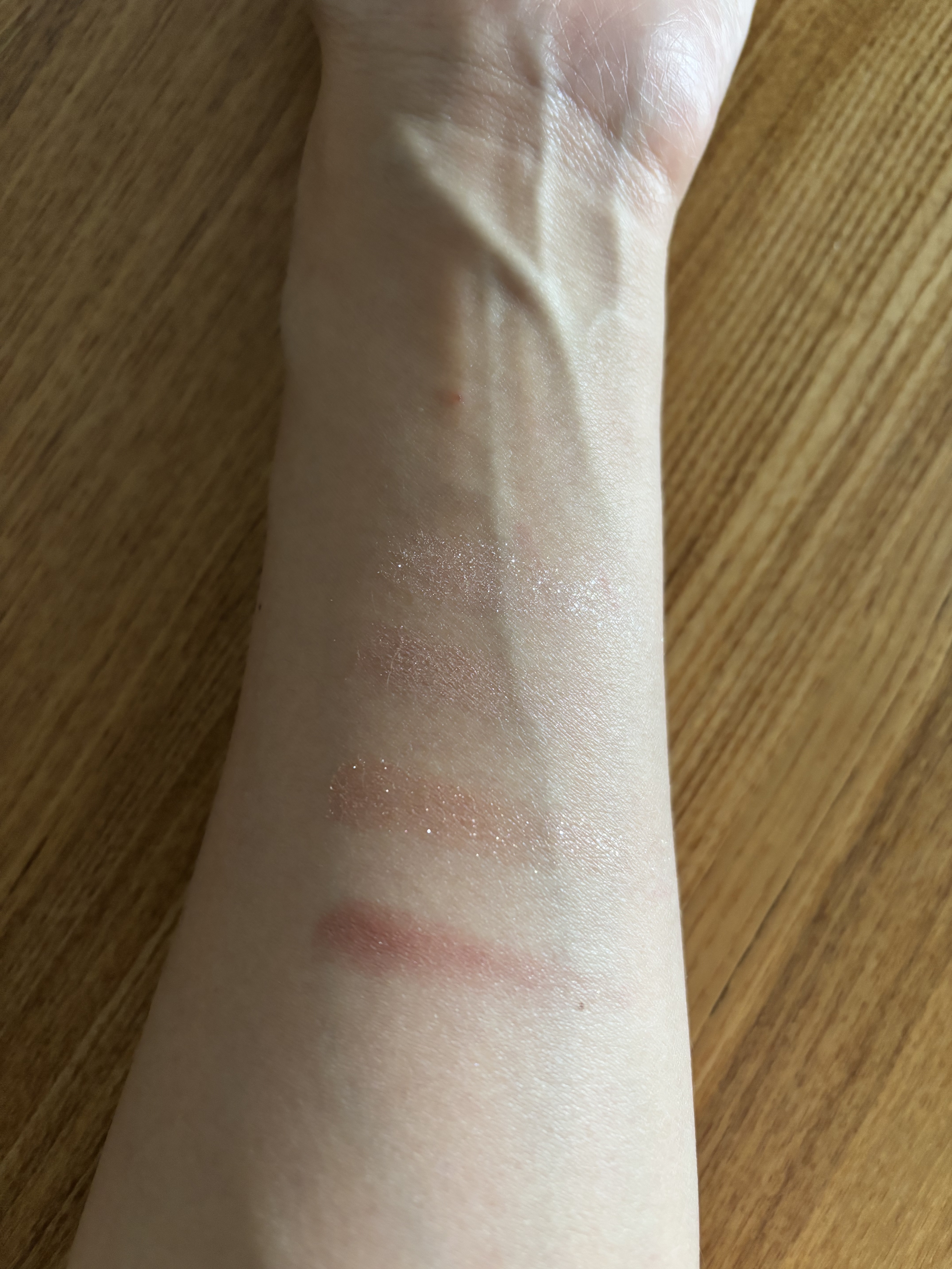 トーン ペタル フロート アイパレット/to/one/アイシャドウパレットを使ったクチコミ（3枚目）