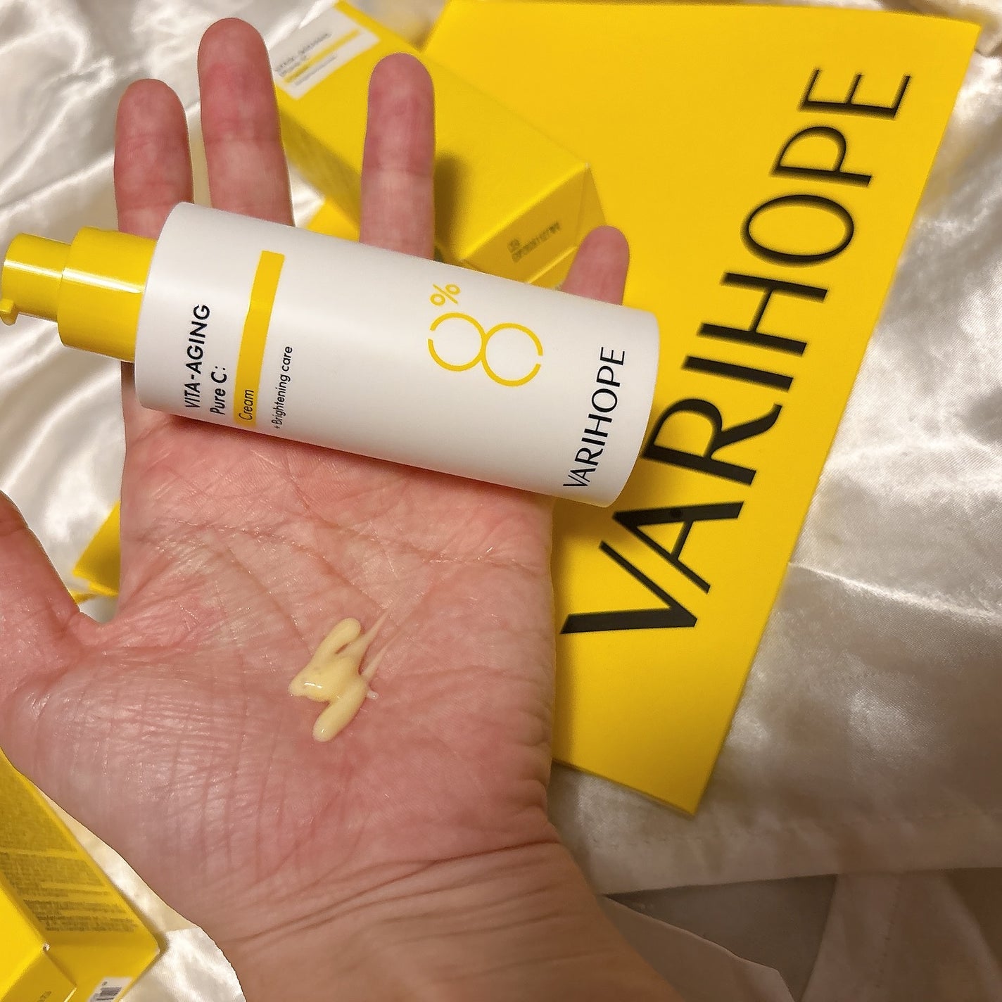 第2世代 ビタエイジングピュアC 美容液 /VARI:HOPE/美容液を使ったクチコミ(4枚目)