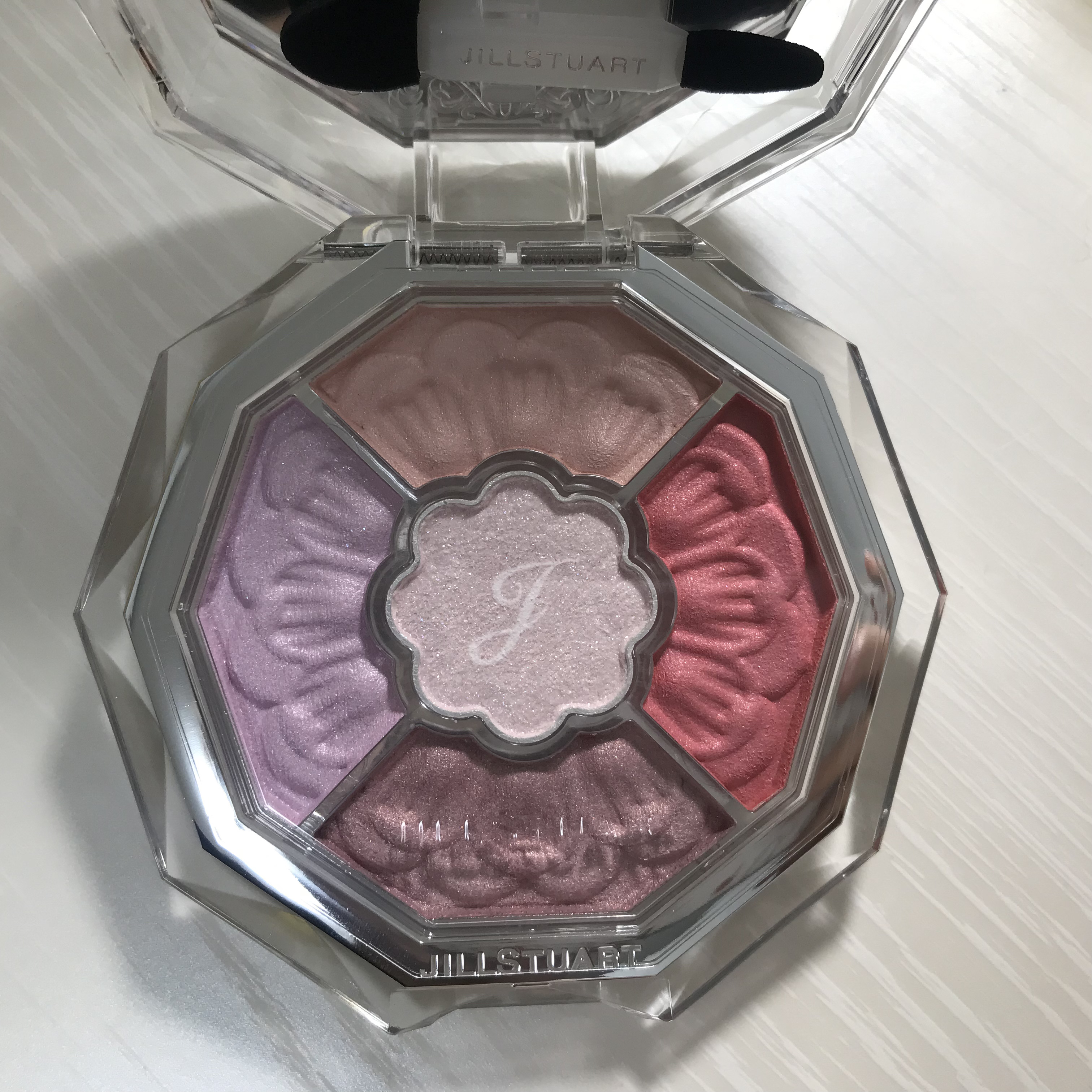 ジルスチュアート ブルームクチュール アイズ　ジュエルドブーケ/JILL STUART/アイシャドウパレットを使ったクチコミ（1枚目）