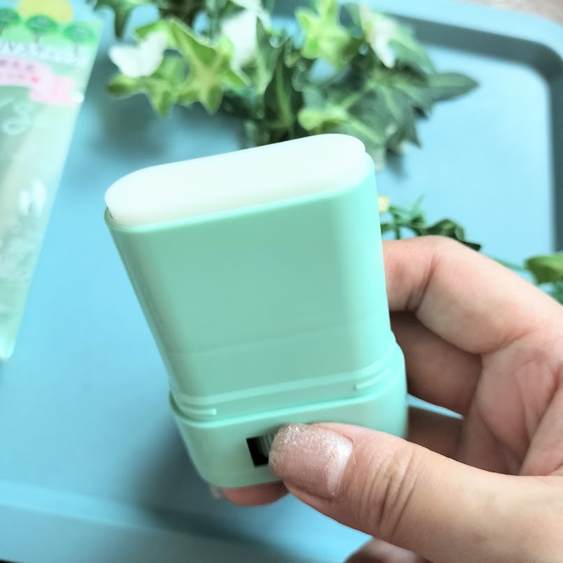 クリアUVスティック H/Mother&Daughter/日焼け止めスティックを使ったクチコミ（2枚目）