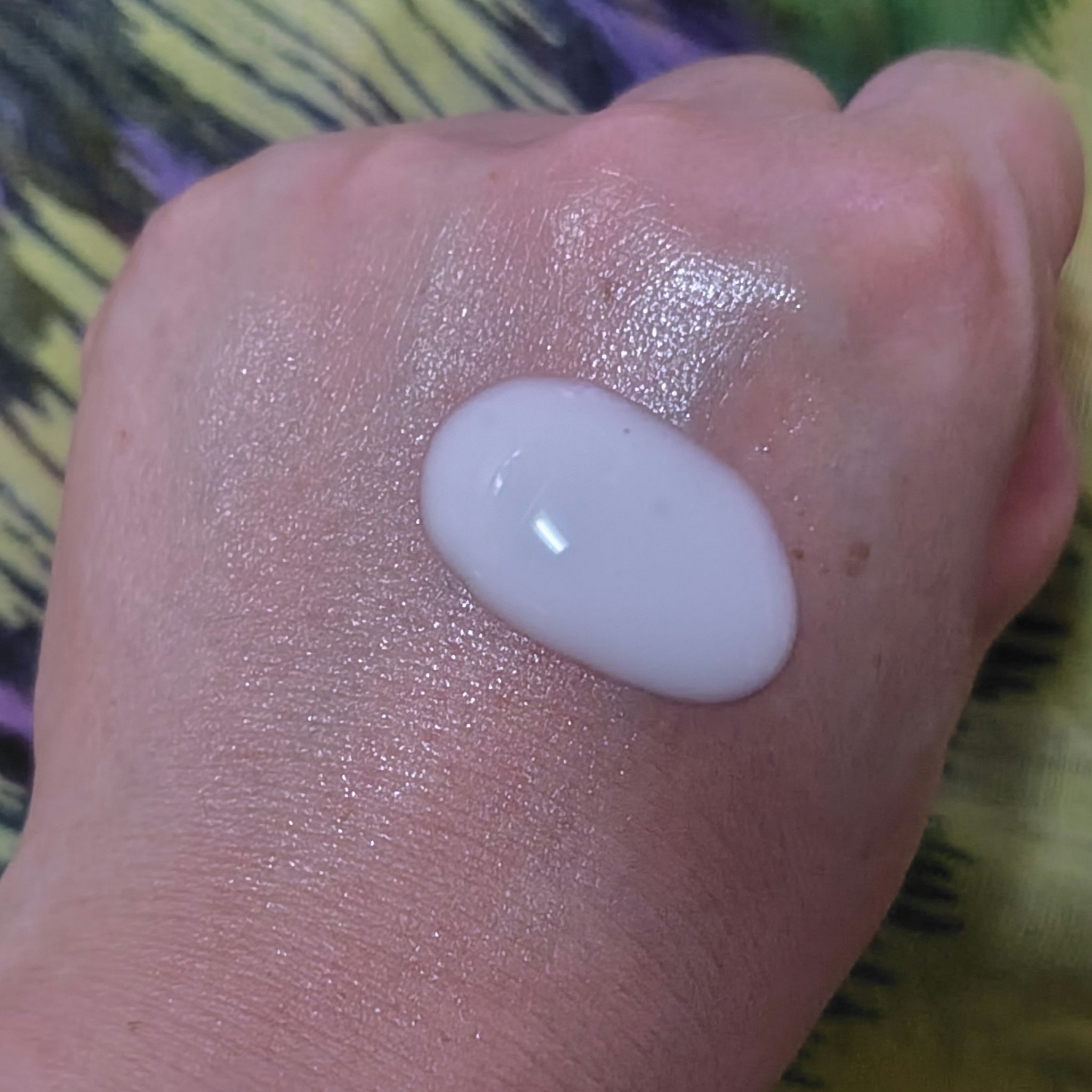 リフトモイスト エマルジョン しっとりタイプ ba/エリクシール/乳液を使ったクチコミ（3枚目）