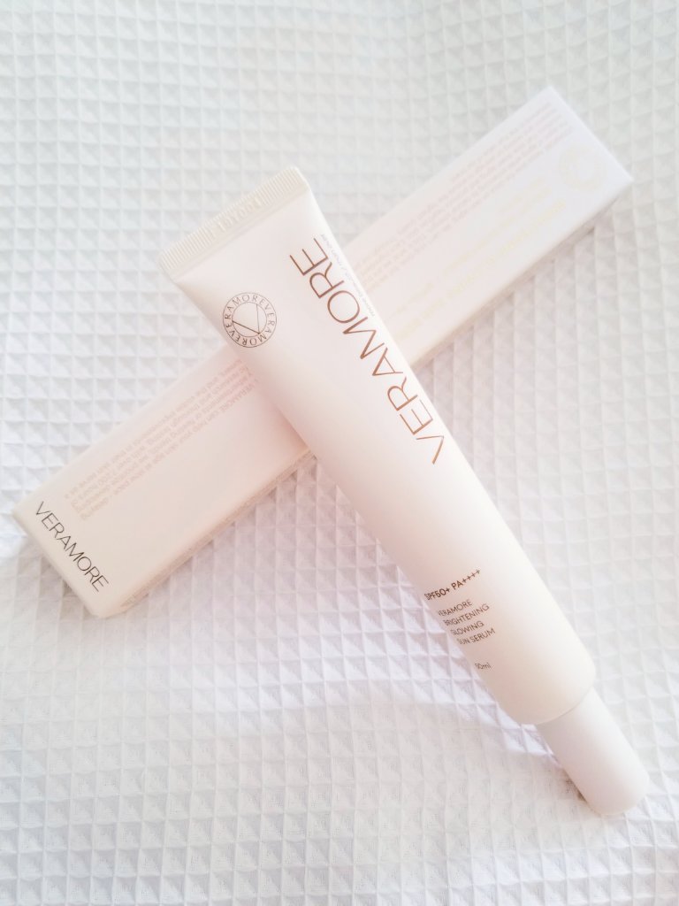 VERAMORE BRIGHTENING GLOWING SUN SERUM/VERAMORE/日焼け止めローションを使ったクチコミ（1枚目）