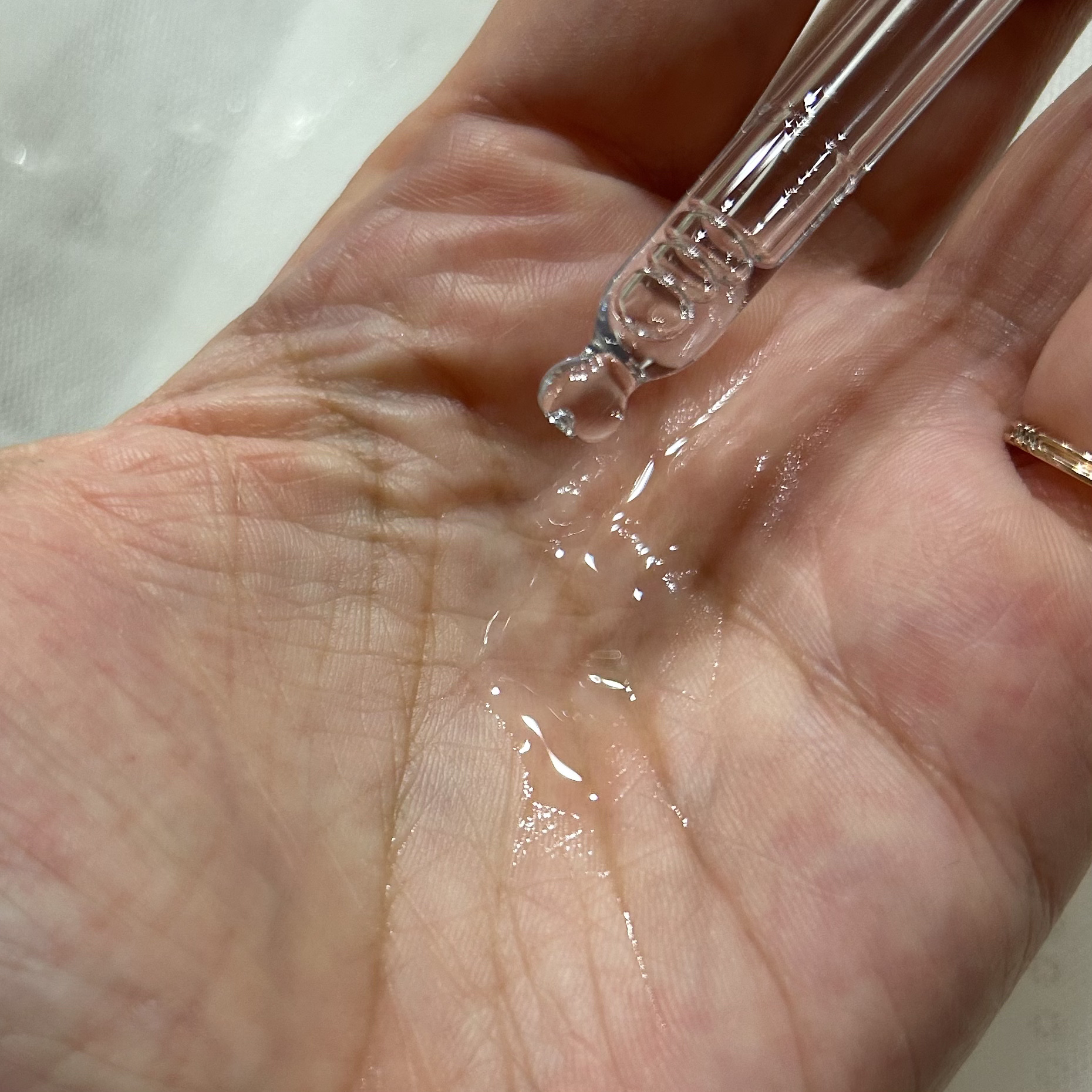 AQ 毛穴美容液オイル/DECORTÉ/フェイスオイルを使ったクチコミ（3枚目）