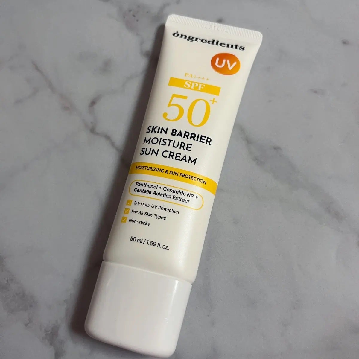 スキンバリアモイスチャーサンクリーム/Ongredients/日焼け止めクリームを使ったクチコミ(1枚目)