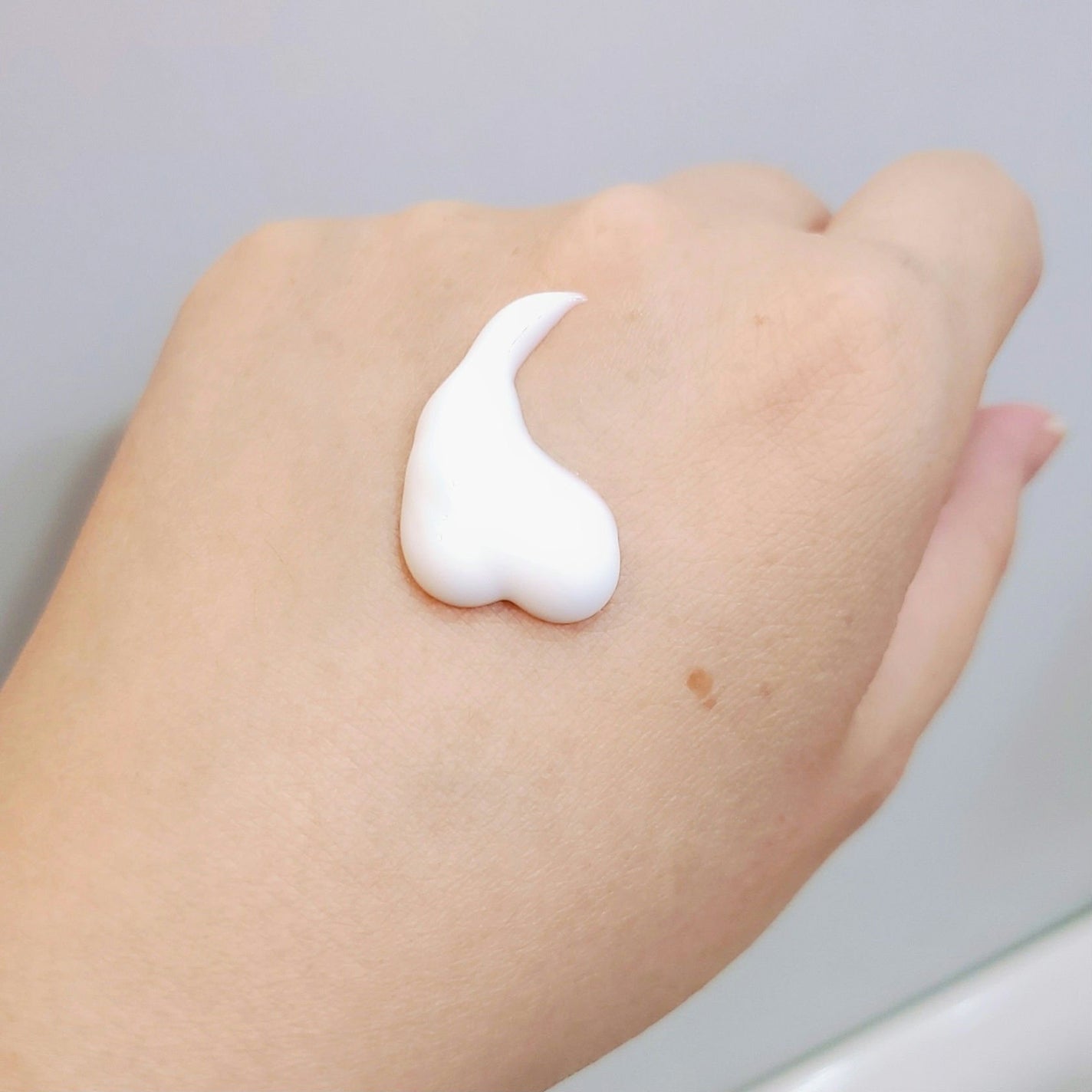 アンブリオリス ジェントル クレンジングミルク/アンブリオリス/ミルククレンジングを使ったクチコミ(2枚目)