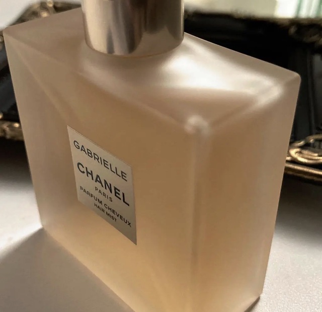 ガブリエル シャネル ヘア ミスト/CHANEL/ヘアミストを使ったクチコミ（3枚目）