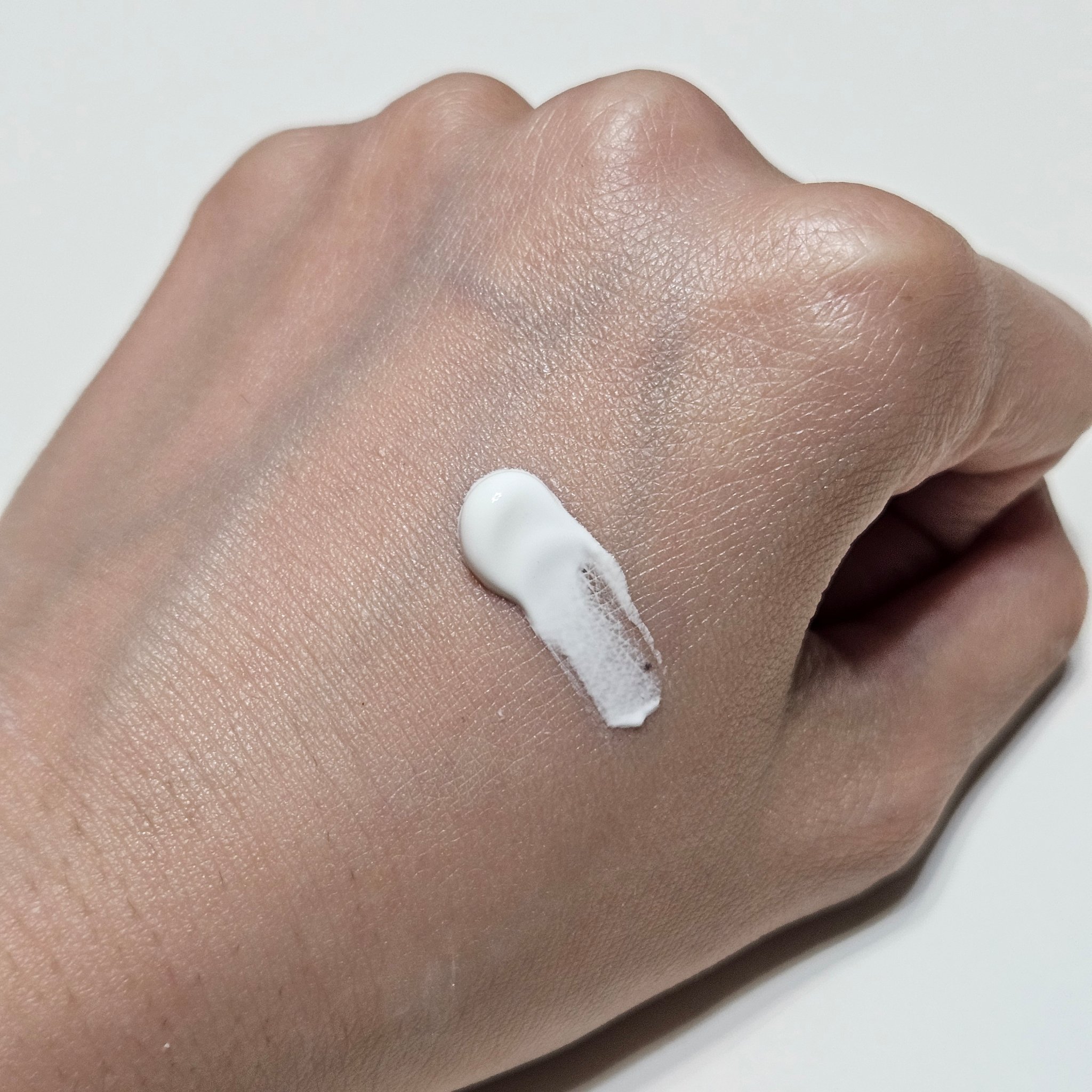 薬用ホワイトコンク ホワイトニングCC CII/ホワイトコンク/ボディクリームを使ったクチコミ（2枚目）