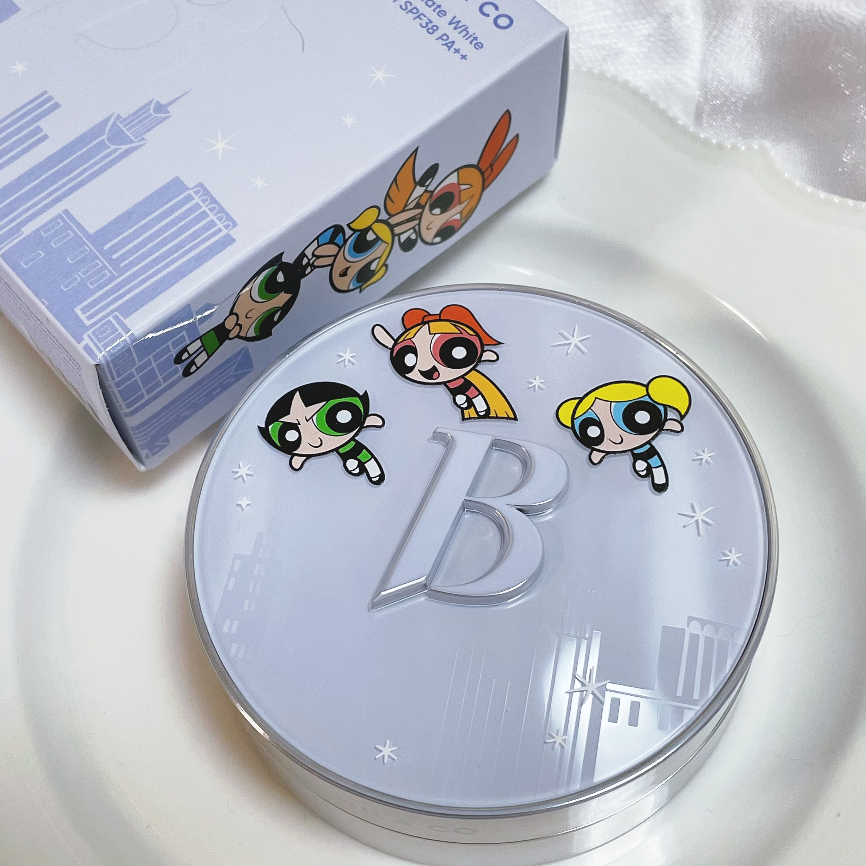 カバーリシャス アルティメット ホワイトクッション 19 ライト（パワーパフ ガールズ）/BANILA CO/クッションファンデーションを使ったクチコミ（1枚目）
