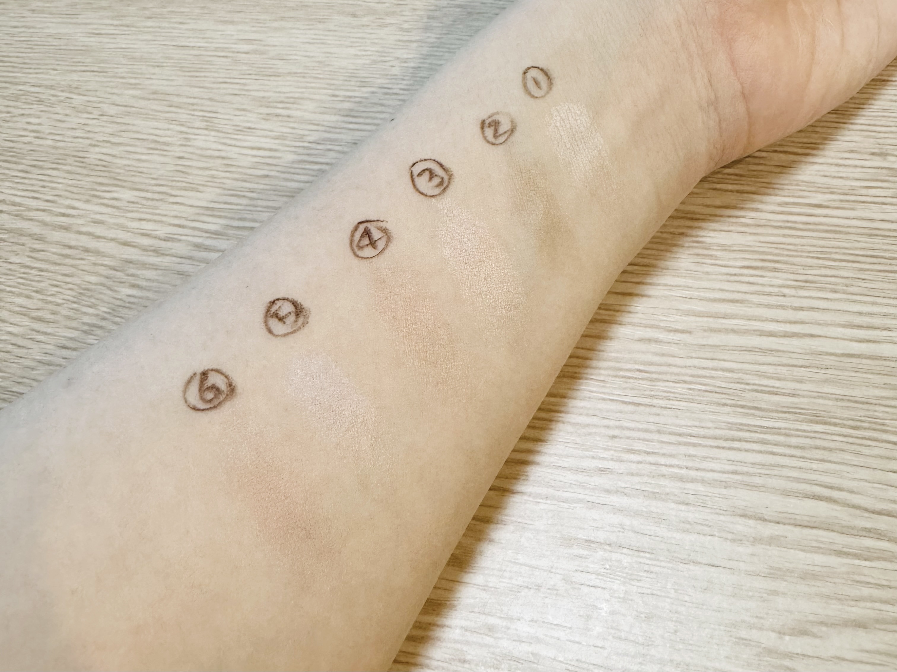 アイニュアンサー/excel/アイシャドウパレットを使ったクチコミ（3枚目）