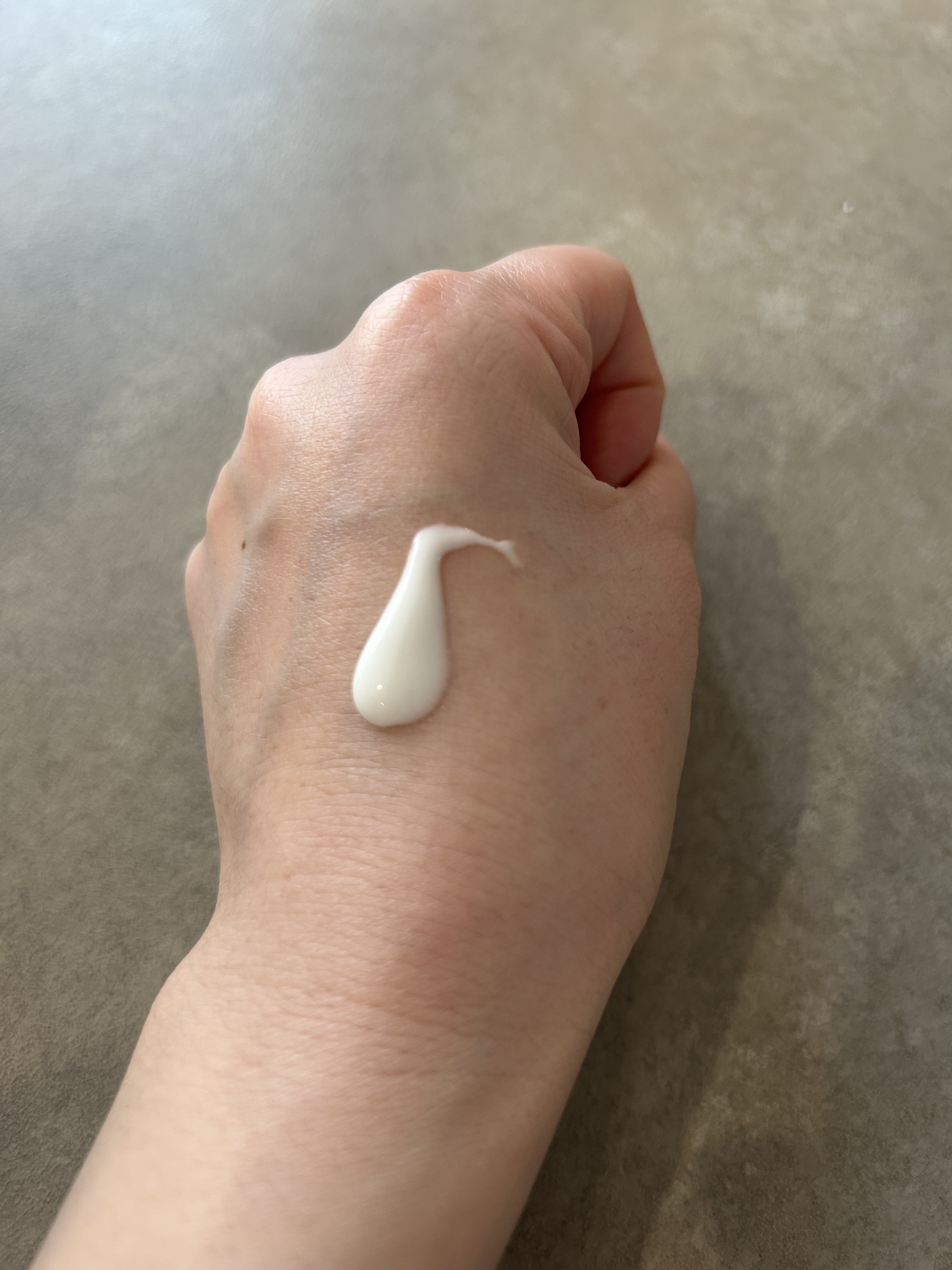 スキンアクア スーパーモイスチャージェル/スキンアクア/日焼け止めジェルを使ったクチコミ（3枚目）