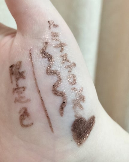 「密着アイライナー」クリームペンシル/デジャヴュ/ペンシルアイライナーを使ったクチコミ(5枚目)