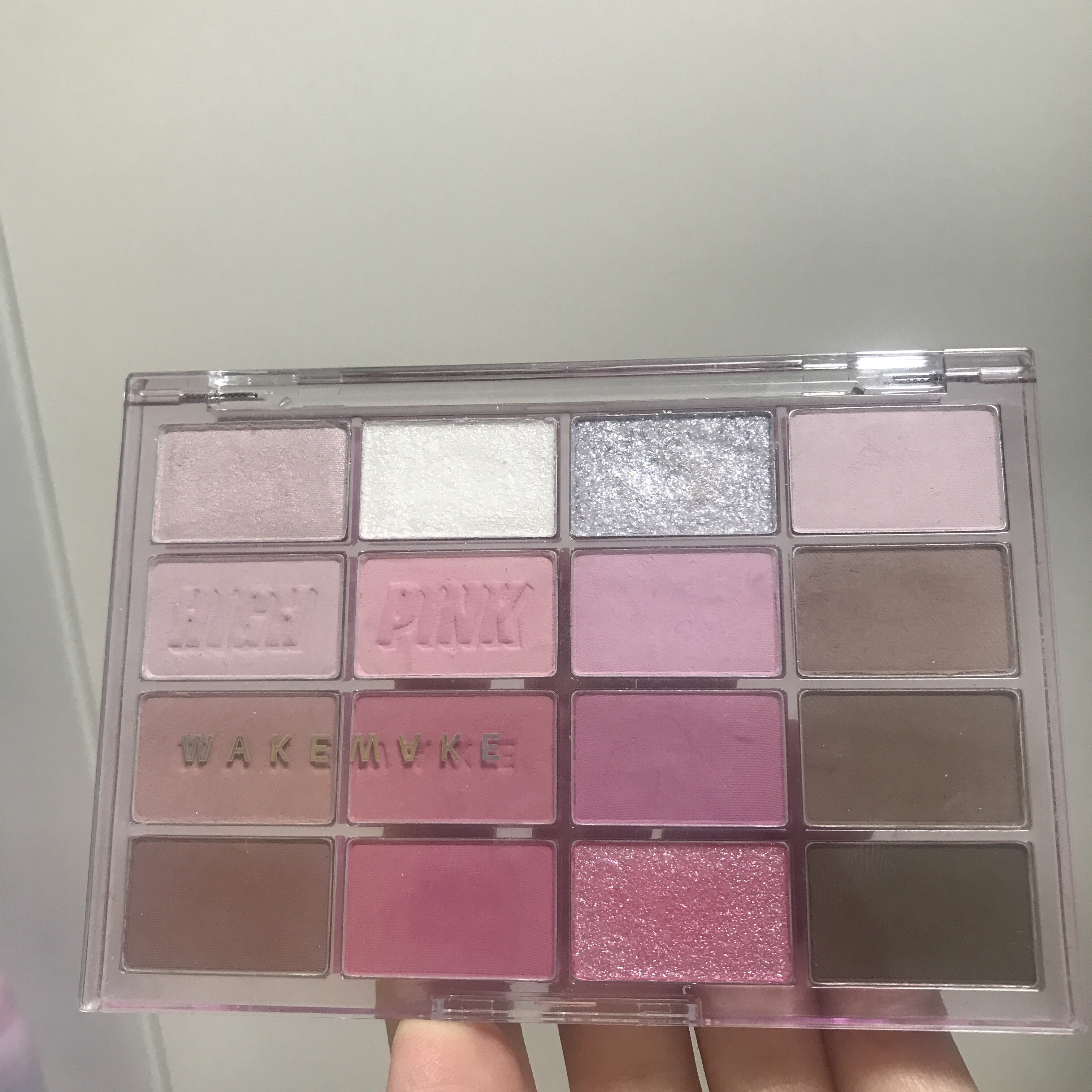 ソフトブラーリングアイパレット/wakemake/アイシャドウパレットを使ったクチコミ（1枚目）