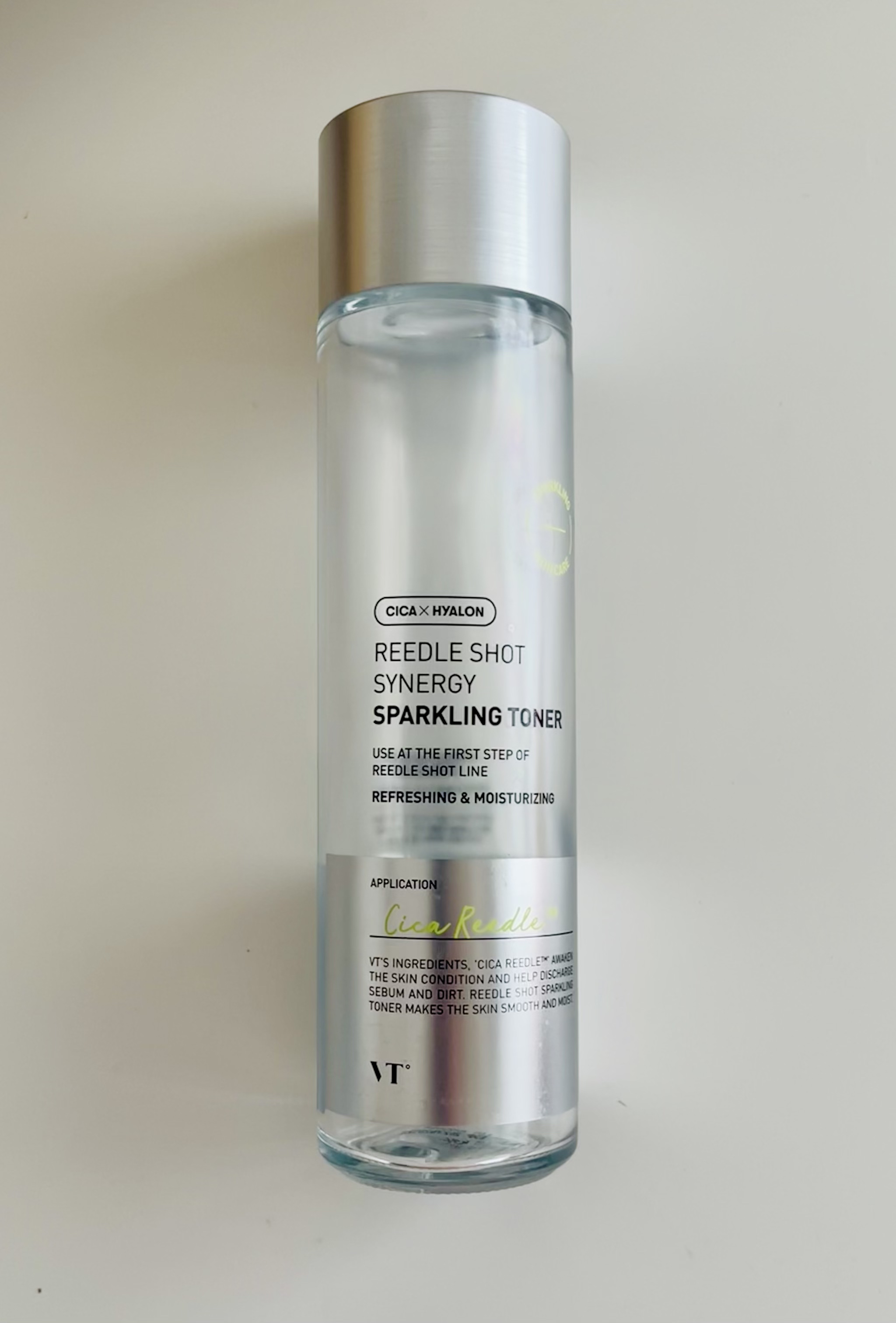 使い切り
VT
リードルショットシナジースパークリングトナー
目玉じゃなかったけど、セットに入ってたので使ってみた

結論
リードル感もスパークリング感もなく
不可もなく
普通の化粧水だった

テクスチャーは少しとろみがある感じだった
#韓