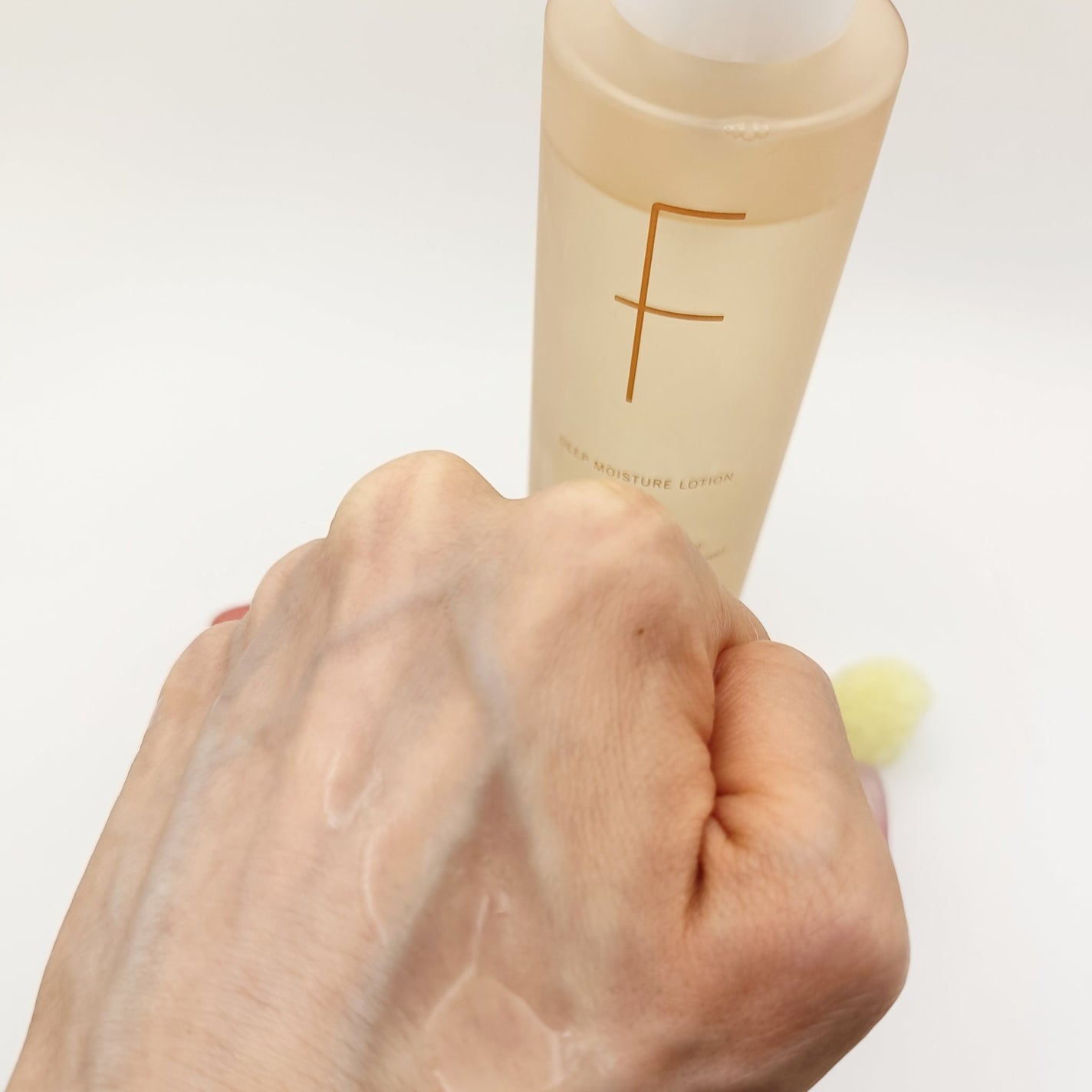 エッフェオーガニック ディープモイスチャー ローション Kオスマンサスの香り/F organics(エッフェ オーガニック)/化粧水を使ったクチコミ(3枚目)