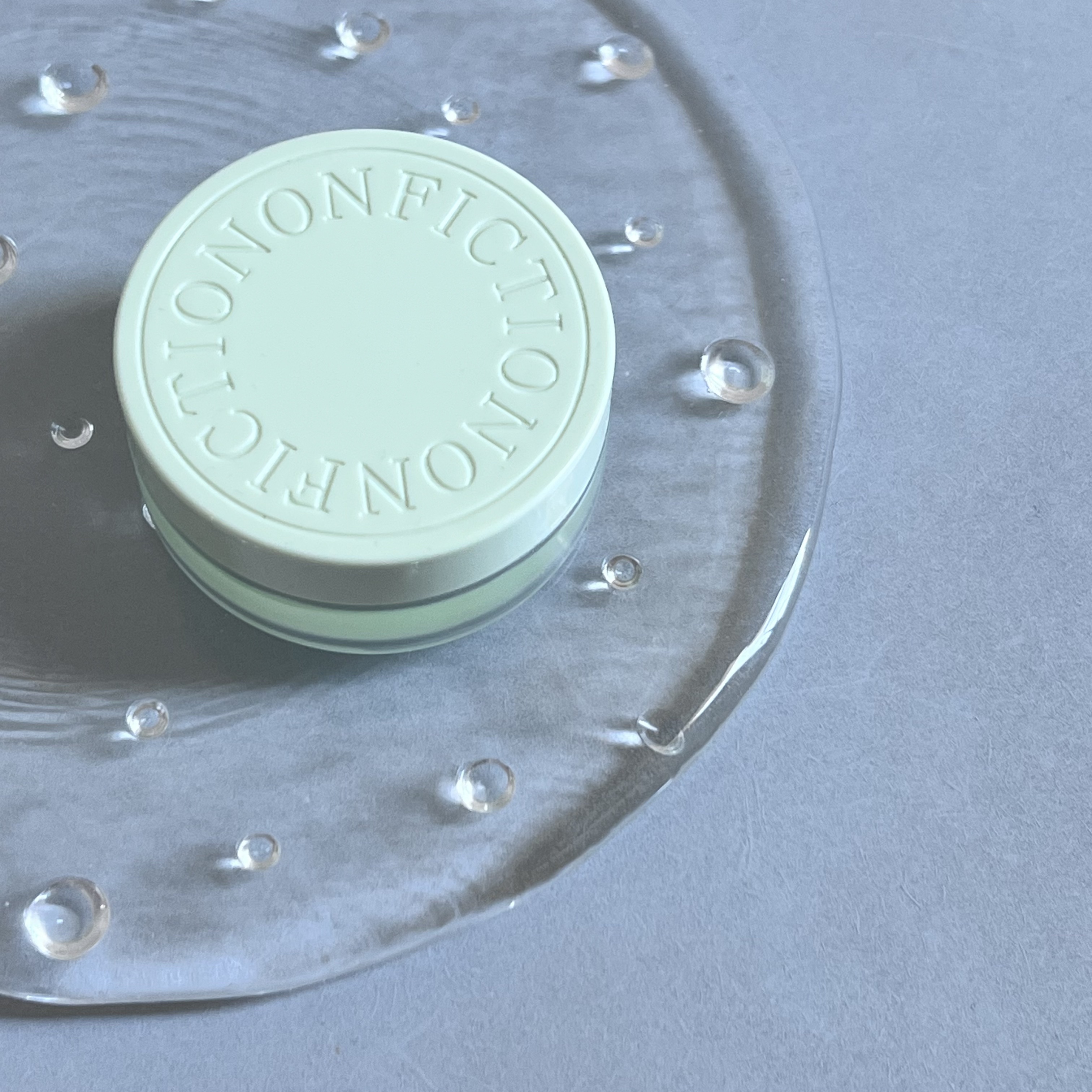 ベルガモット　ナリシングヴィーガンリップバーム/NONFICTION	/リップバームを使ったクチコミ（1枚目）