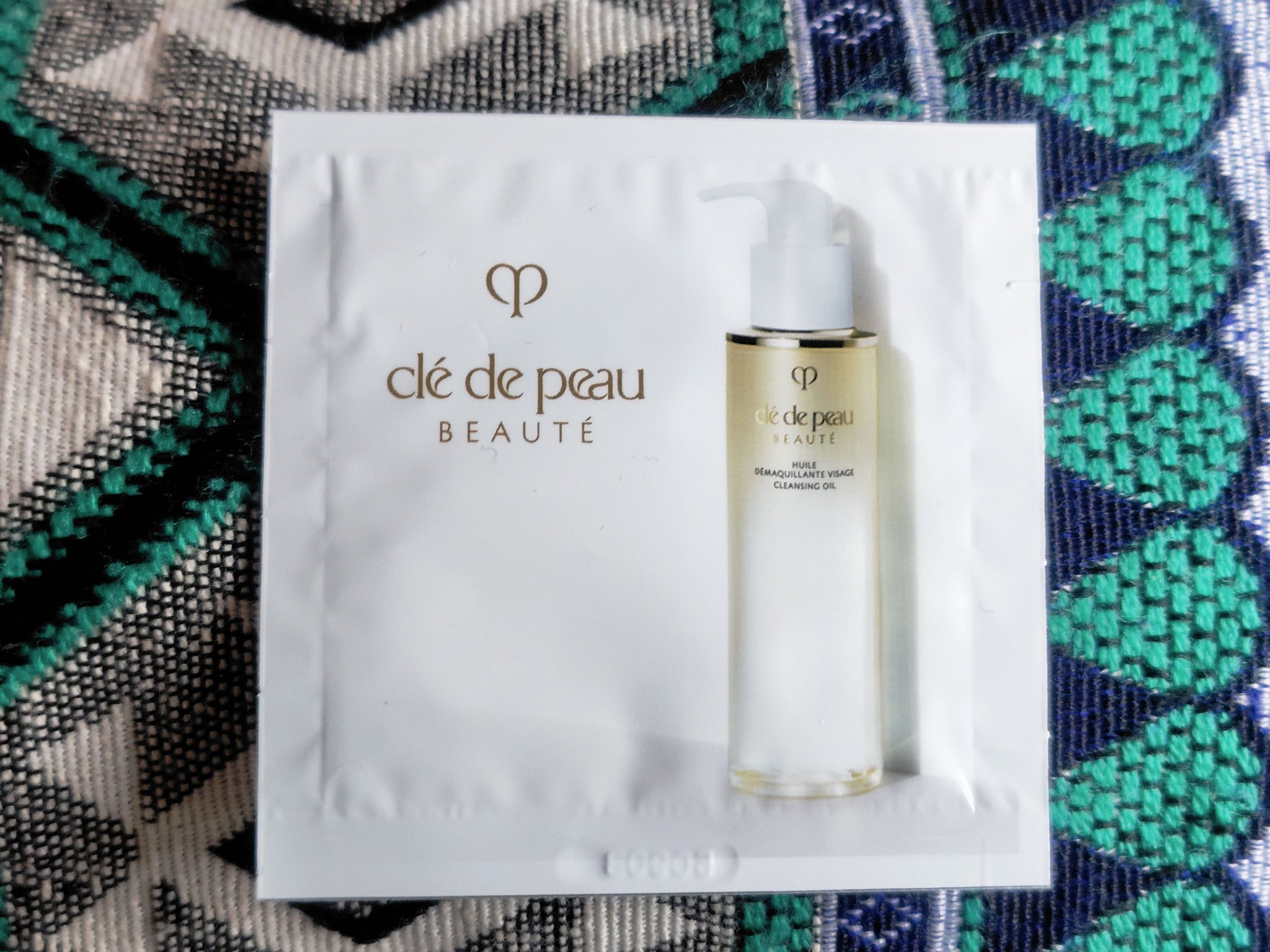 ユイルデマキアントヴィサージュ/クレ・ド・ポー ボーテ/オイルクレンジングを使ったクチコミ（1枚目）