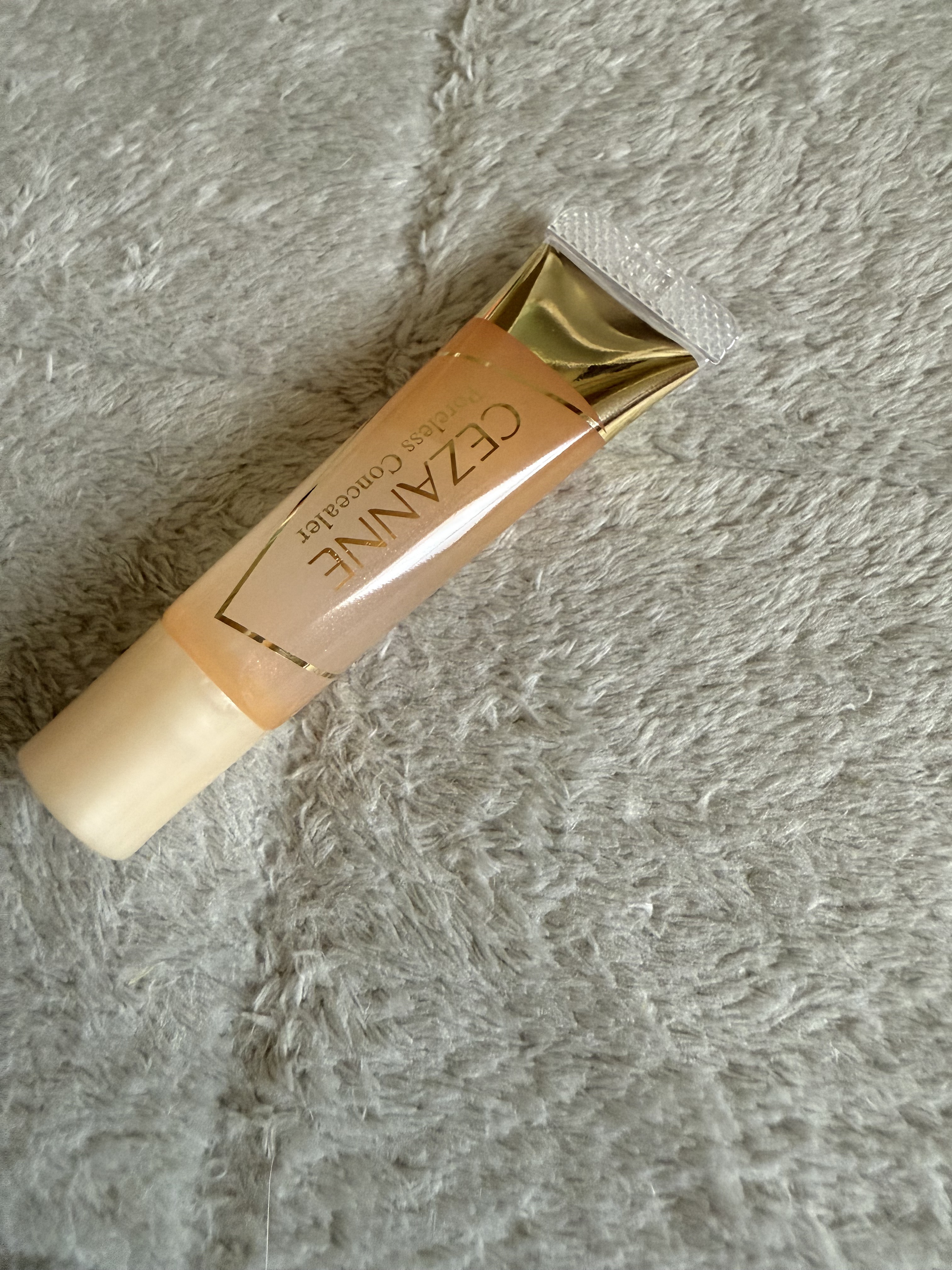 毛穴レスコンシーラー/CEZANNE/クリームコンシーラーを使ったクチコミ（1枚目）