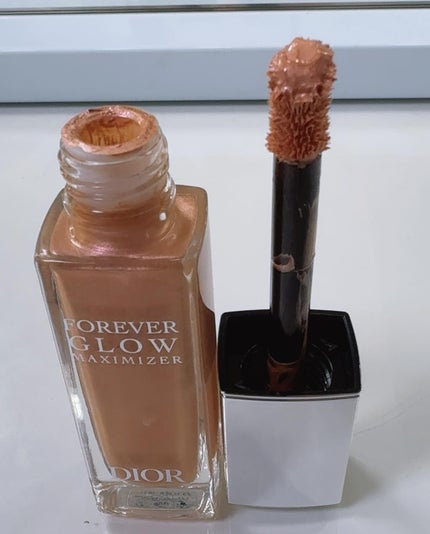 ディオールスキン フォーエヴァー グロウ マキシマイザー/Dior/ハイライトを使ったクチコミ(4枚目)