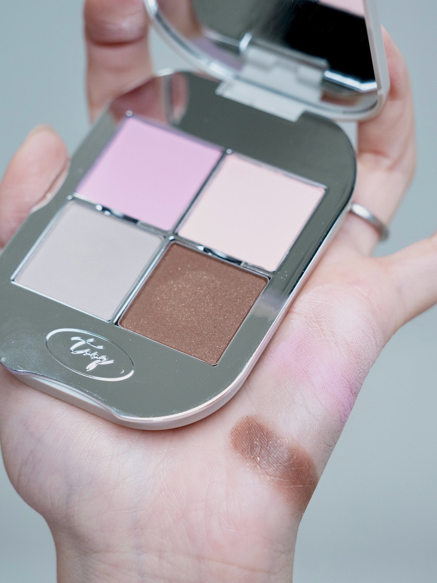 tooq ONE BY GENUINE MAGNETIC EYE SHADOW/Tooq/パウダーアイシャドウを使ったクチコミ(3枚目)