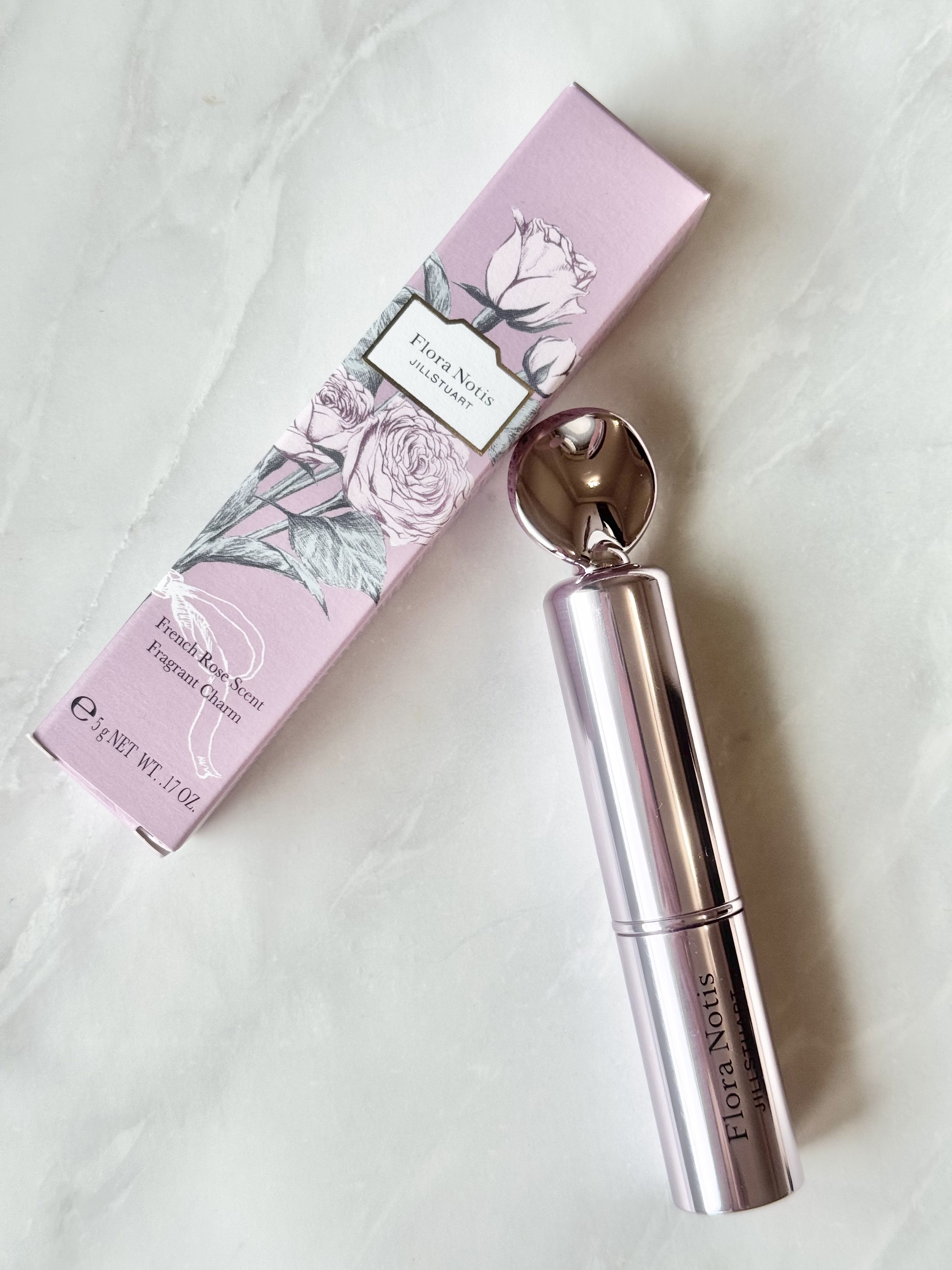 フローラノーティス ジルスチュアート フレンチローズ フレグラントチャーム L/Flora Notis JILL STUART/練り香水を使ったクチコミ（2枚目）