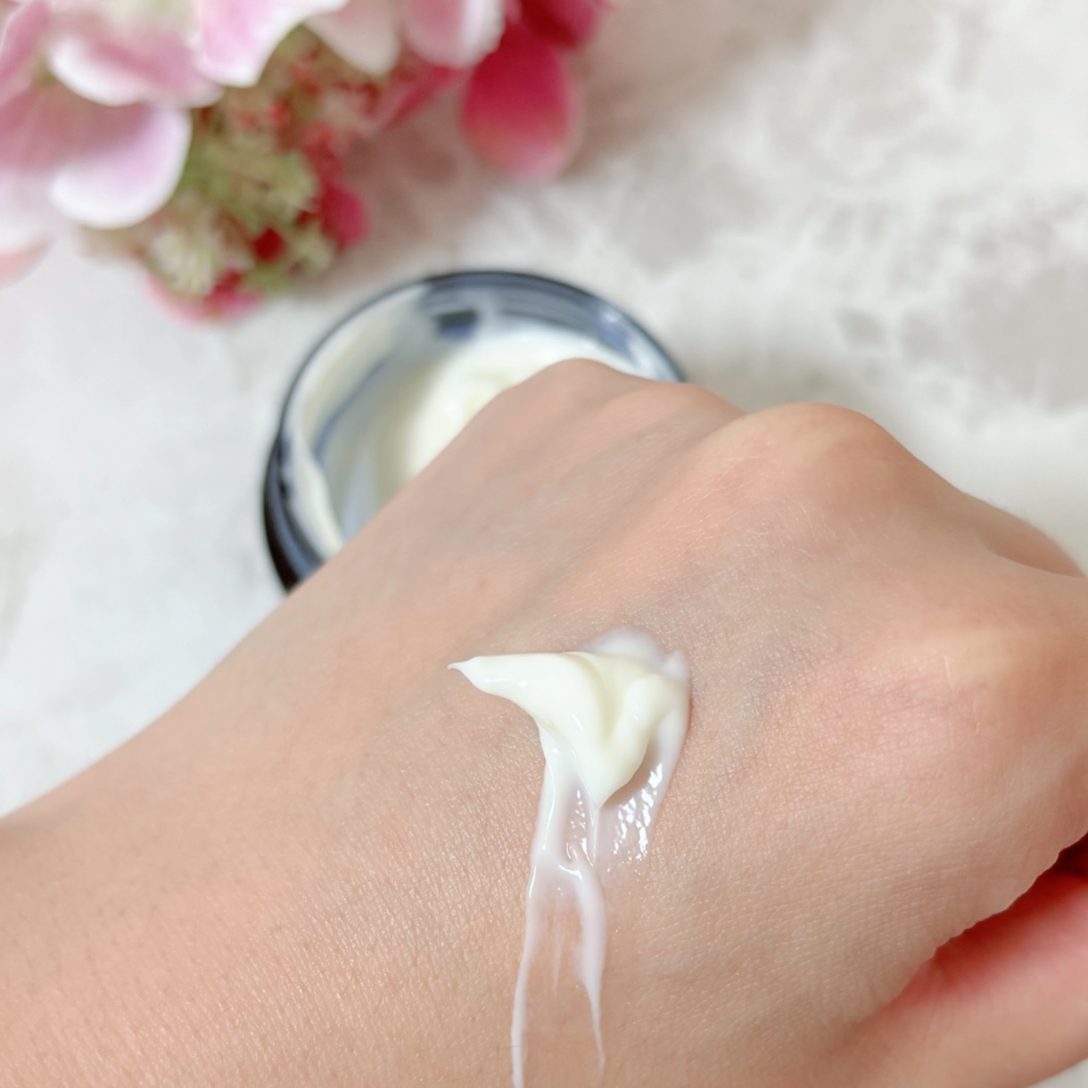 ヨル スキン オーバーナイトクリーム モイスト/YOLU/フェイスクリームを使ったクチコミ（3枚目）