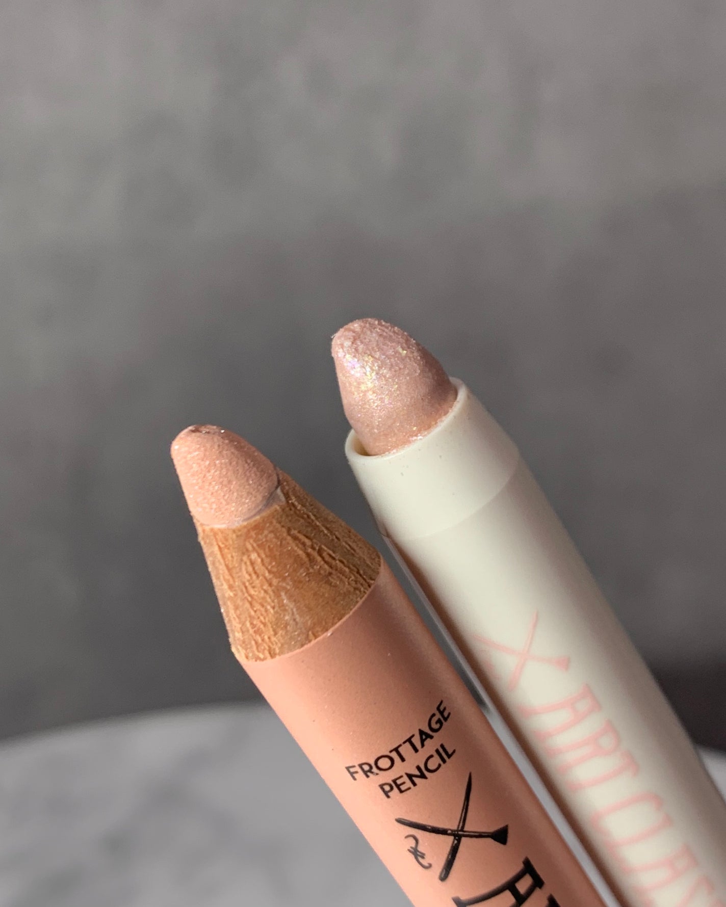 too cool for school アートクラス フロッタージュペンシル アイグリッツエディション/too cool for school/メイクアップキットを使ったクチコミ(6枚目)