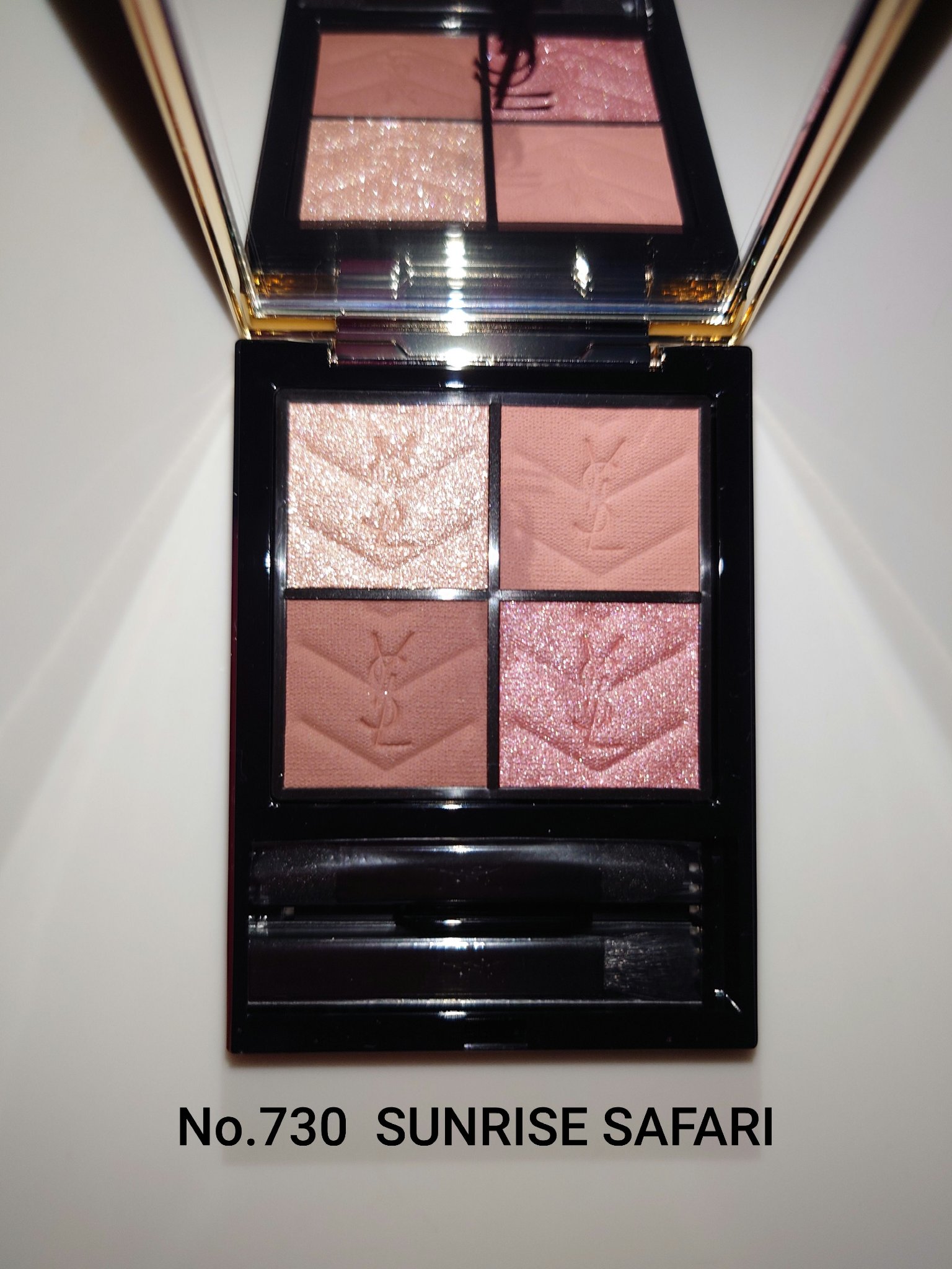 クチュール ミニ クラッチ/YVES SAINT LAURENT BEAUTE/アイシャドウパレットを使ったクチコミ（1枚目）