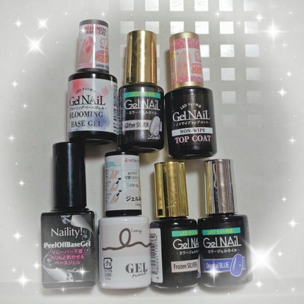 紫音@なるべくフォロバ on LIPS 「ほぼ百均ゆらゆらクラゲネイル🪼✼••┈┈••✼••┈┈••✼•..」(4枚目)