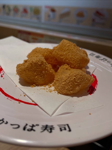 しのち☀️ on LIPS 「ナルトとにごやんのほっこり二人旅池袋のかっぱ寿司さんにお邪魔し..」(7枚目)