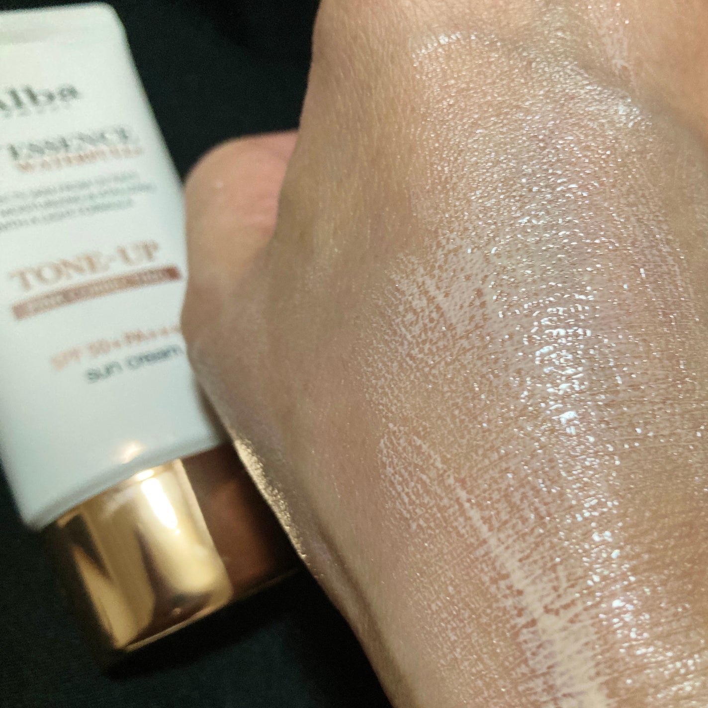 ウォータフルトーンアップサンクリーム/ダルバ/日焼け止めクリームを使ったクチコミ(3枚目)