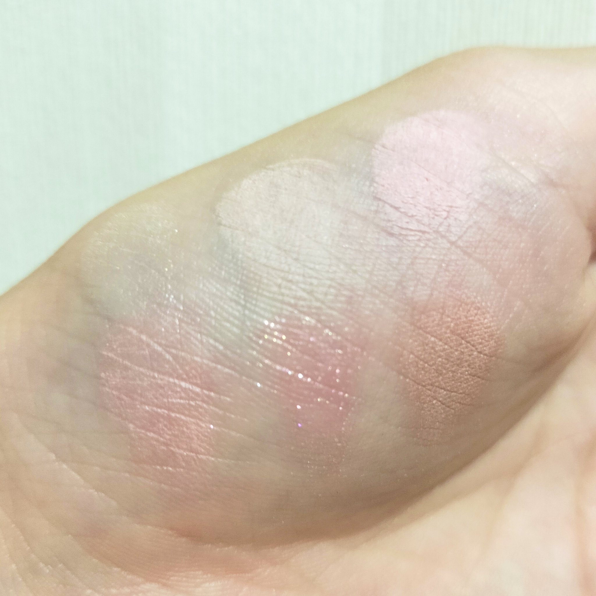 ザ ジューシーラスティングティント/rom&nd/リップティントを使ったクチコミ（3枚目）