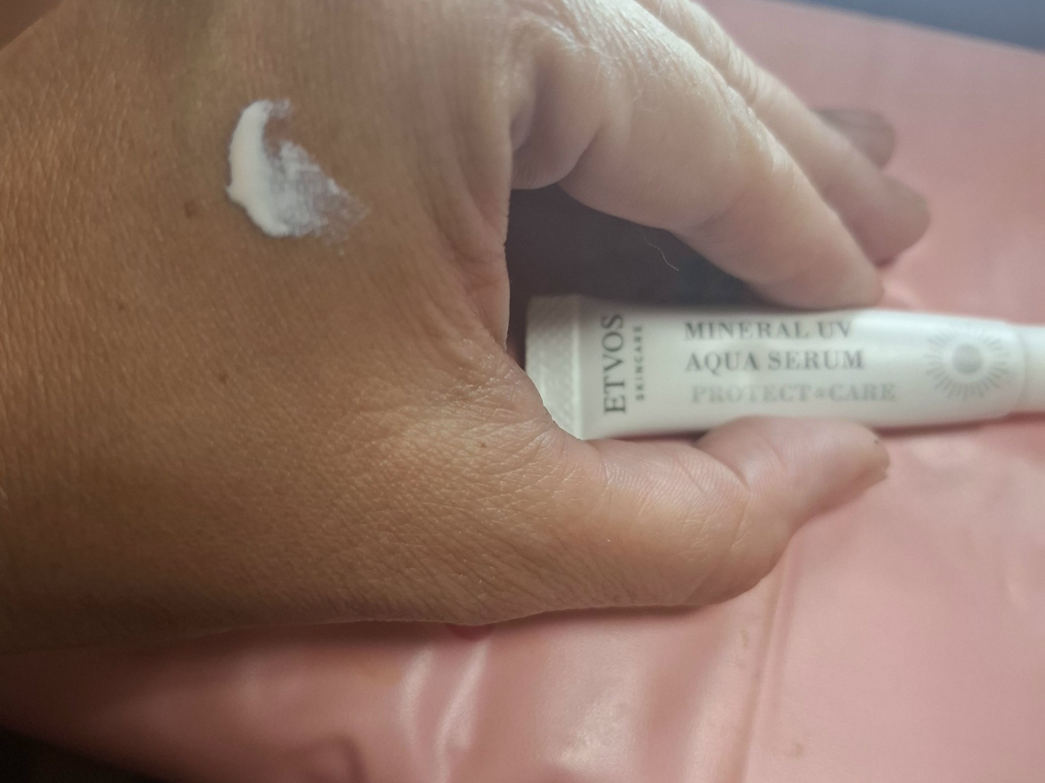 ミネラルUVアクアセラム/エトヴォス/美容液を使ったクチコミ（3枚目）