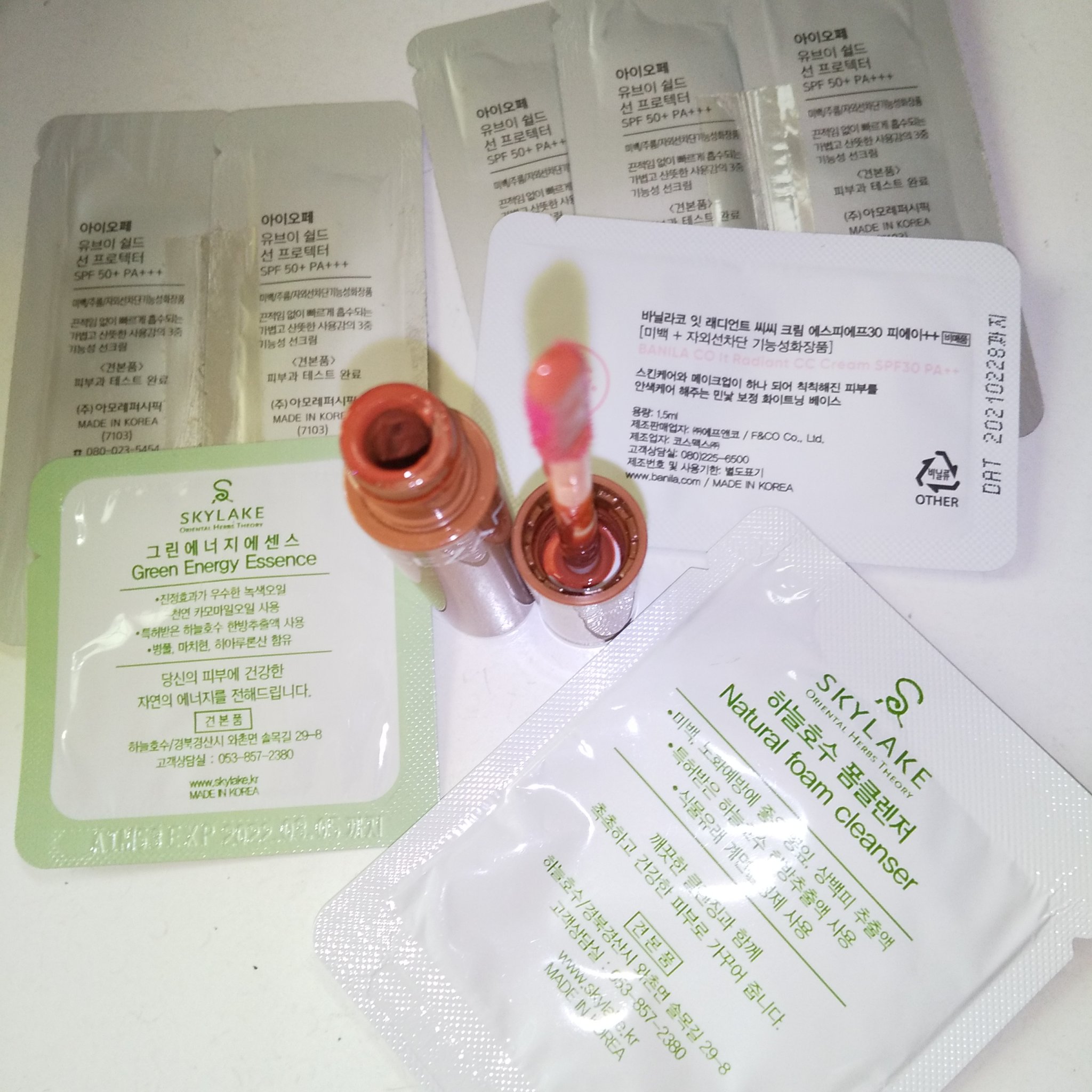 ウォータリーティントリップ/CEZANNE/リップティントを使ったクチコミ（2枚目）