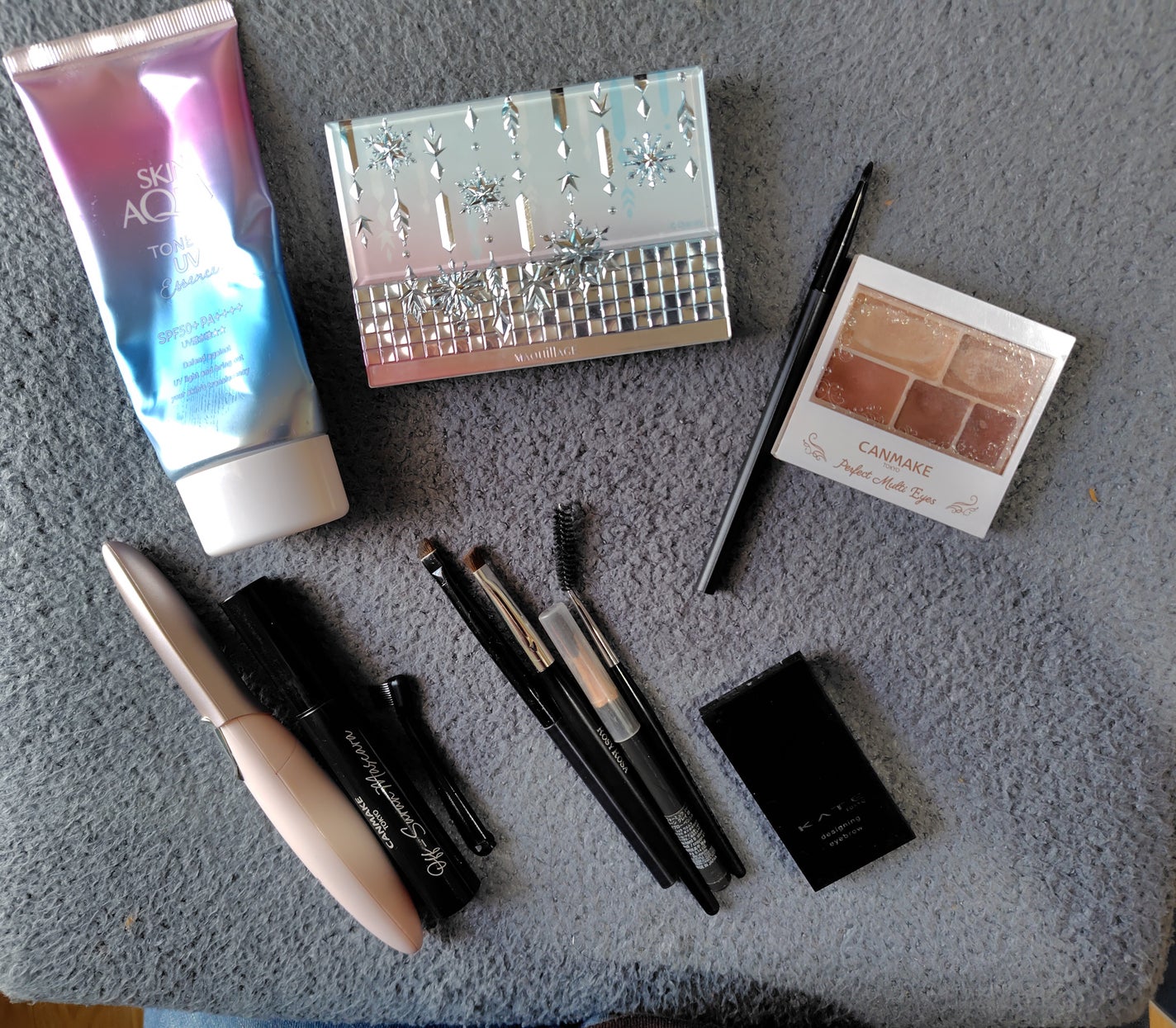 パーフェクトマルチアイズ/キャンメイク/アイシャドウパレットを使ったクチコミ(2枚目)