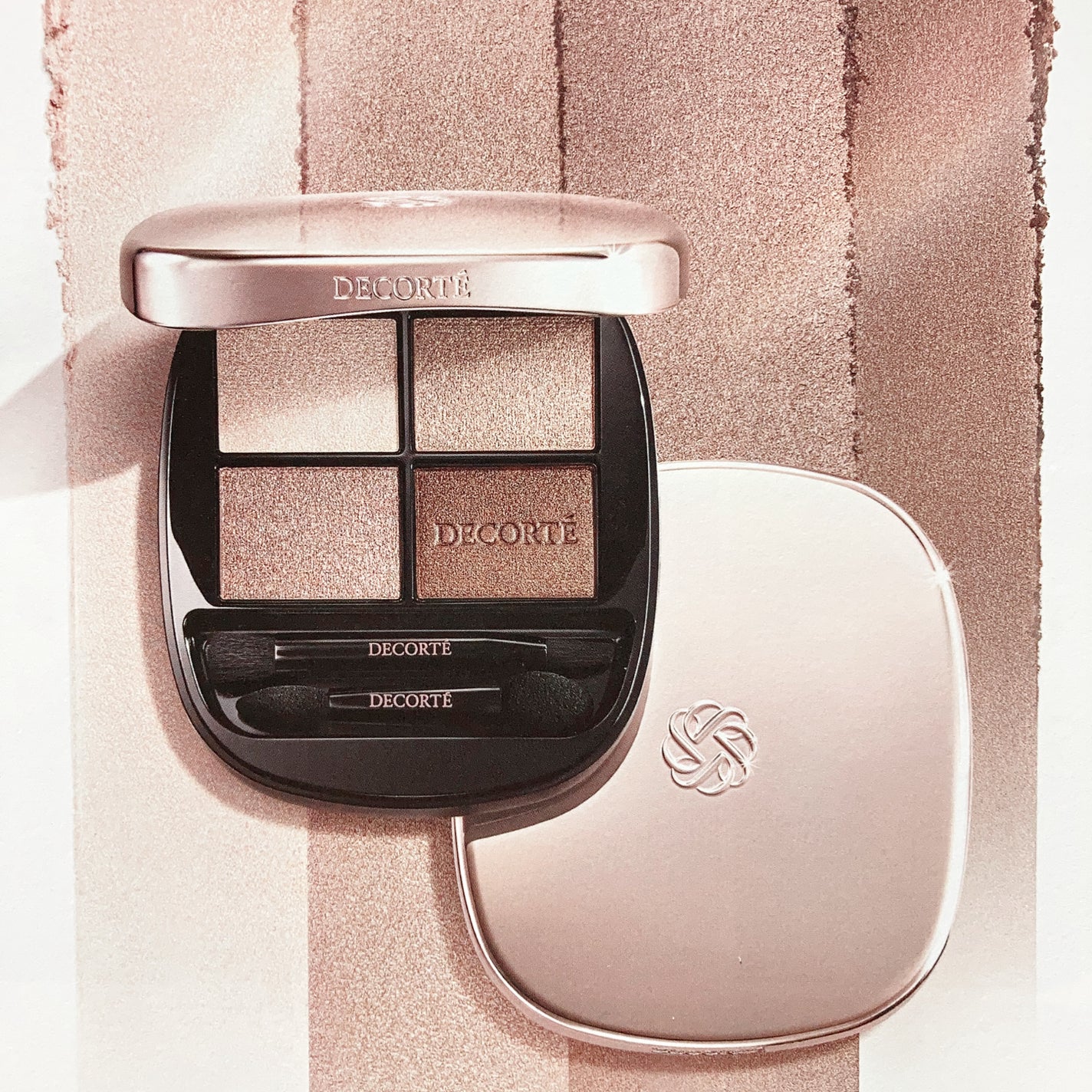 スキンシャドウ デザイニング パレット/DECORTÉ/アイシャドウパレットを使ったクチコミ(1枚目)