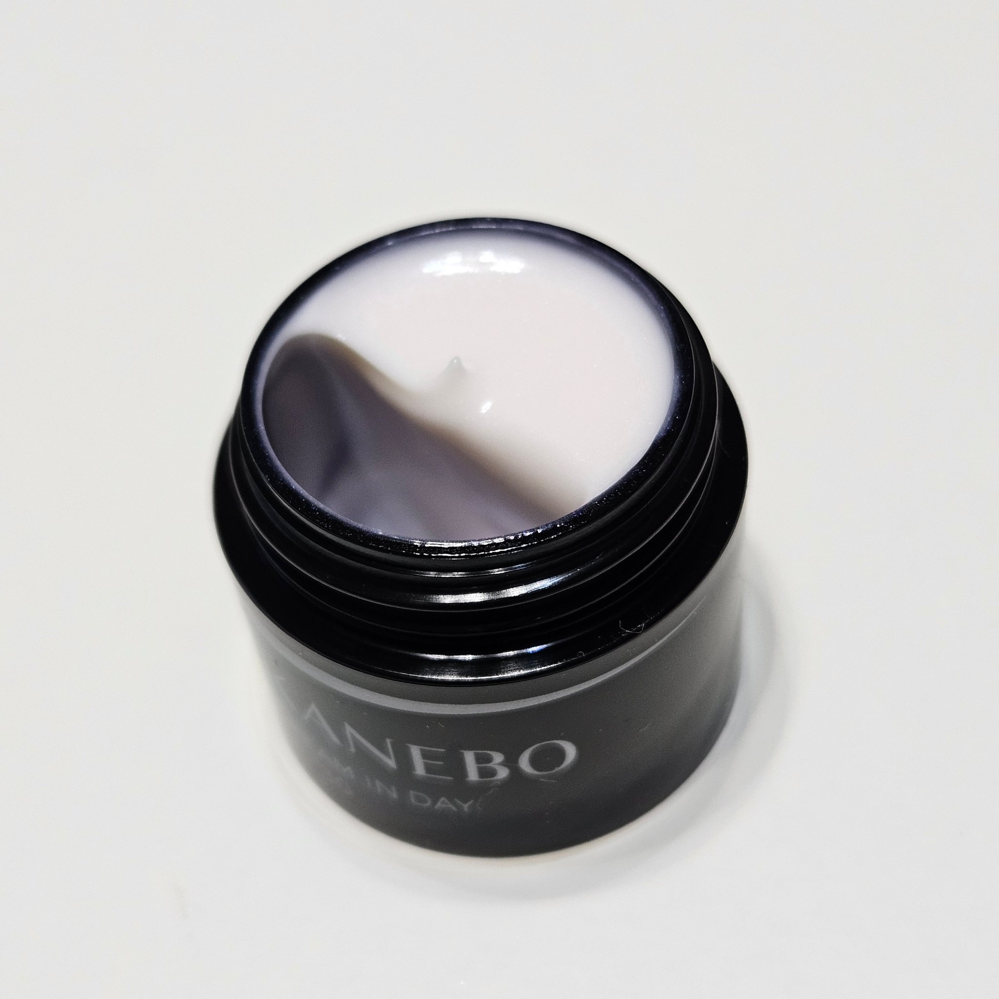 クリーム　イン　デイ/KANEBO/フェイスクリームを使ったクチコミ（3枚目）