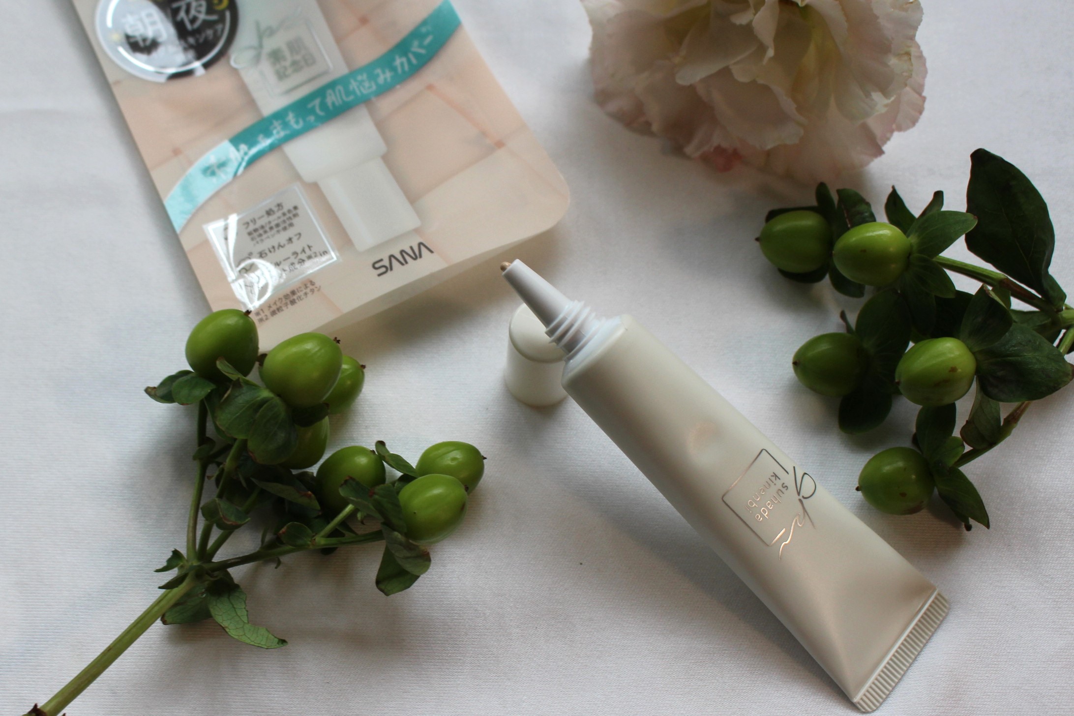 素肌記念日 薬用スキンケアコンシーラー ACホワイト【医薬部外品】/素肌記念日/クリームコンシーラーを使ったクチコミ（3枚目）