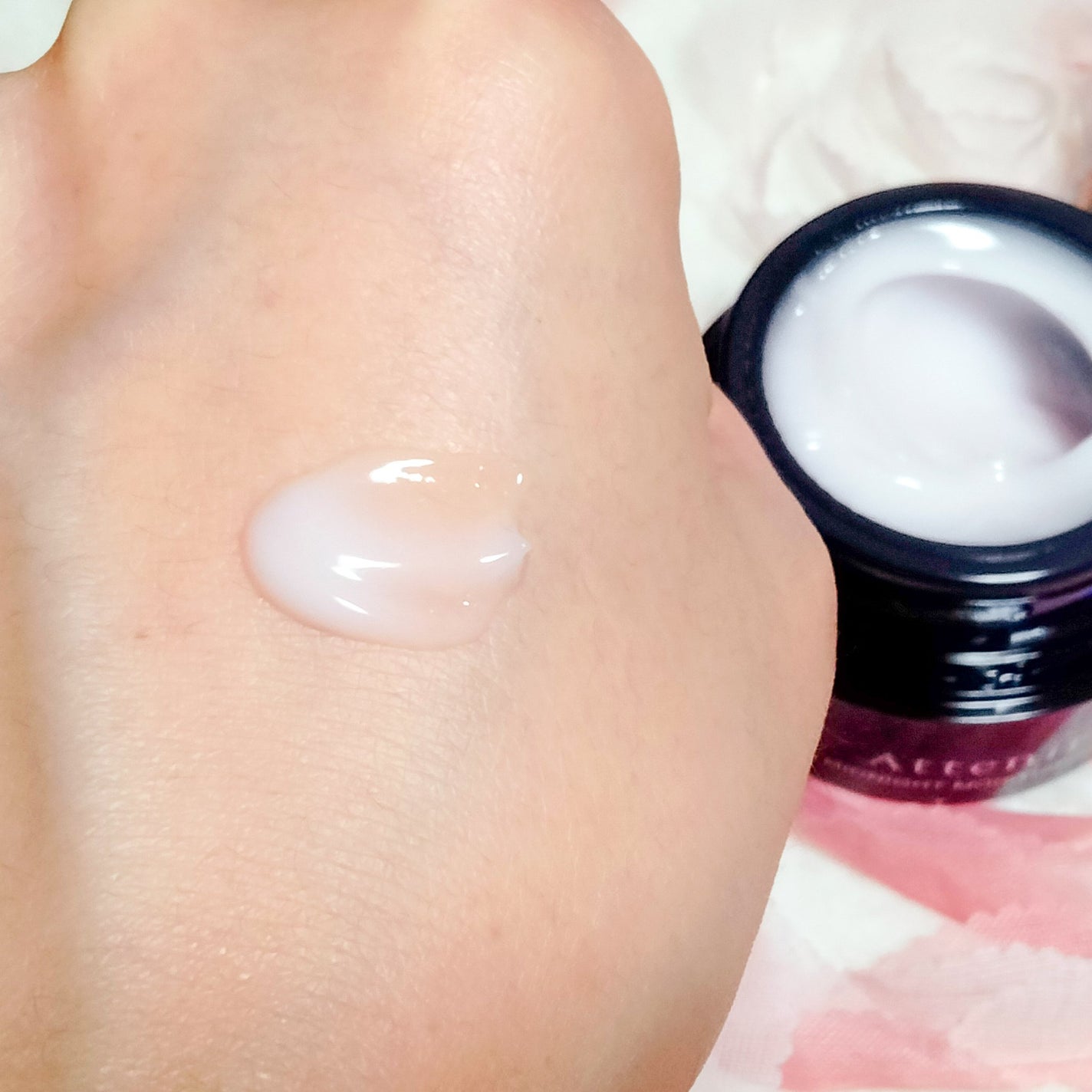 アテニア ミッドナイトモイスチャライザー/アテニア/フェイスクリームを使ったクチコミ(3枚目)