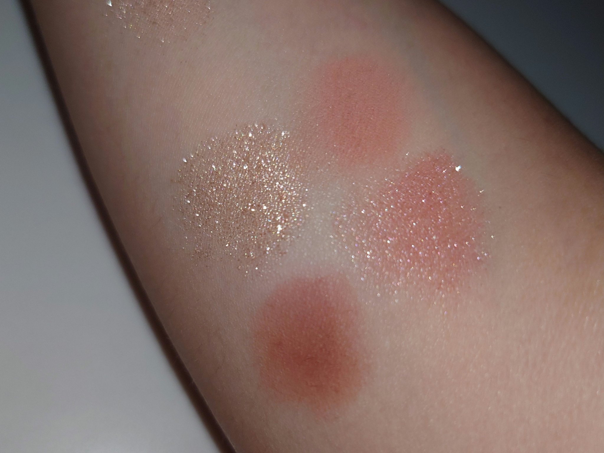 クチュール ミニ クラッチ/YVES SAINT LAURENT BEAUTE/アイシャドウパレットを使ったクチコミ（3枚目）