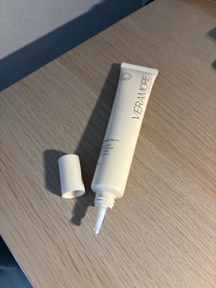 VERAMORE BRIGHTENING GLOWING SUN SERUM/VERAMORE/日焼け止めローションを使ったクチコミ(1枚目)