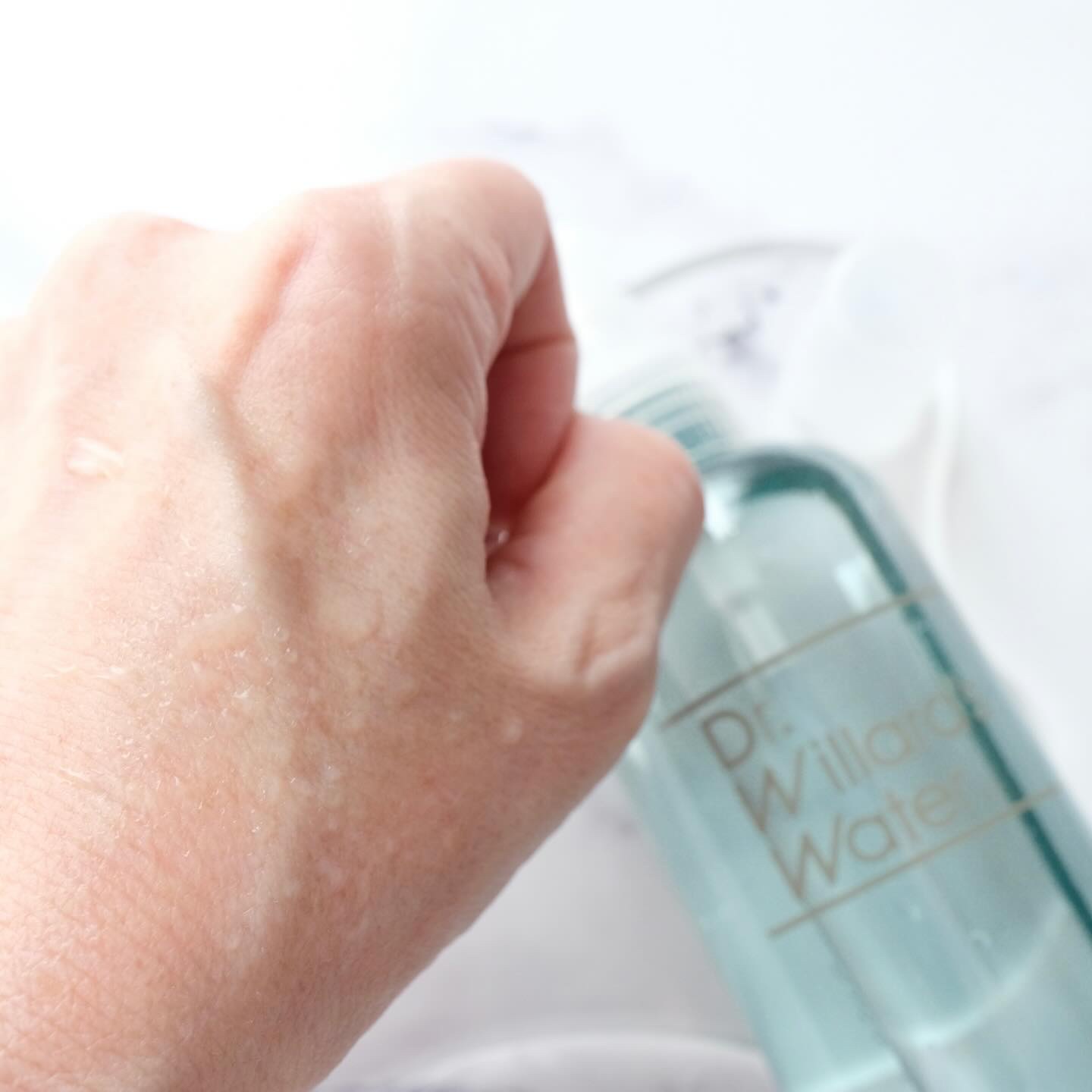 Dr.ウィラード・ウォーター/Dr.ウィラード・ウォーター/ミスト状化粧水を使ったクチコミ（2枚目）