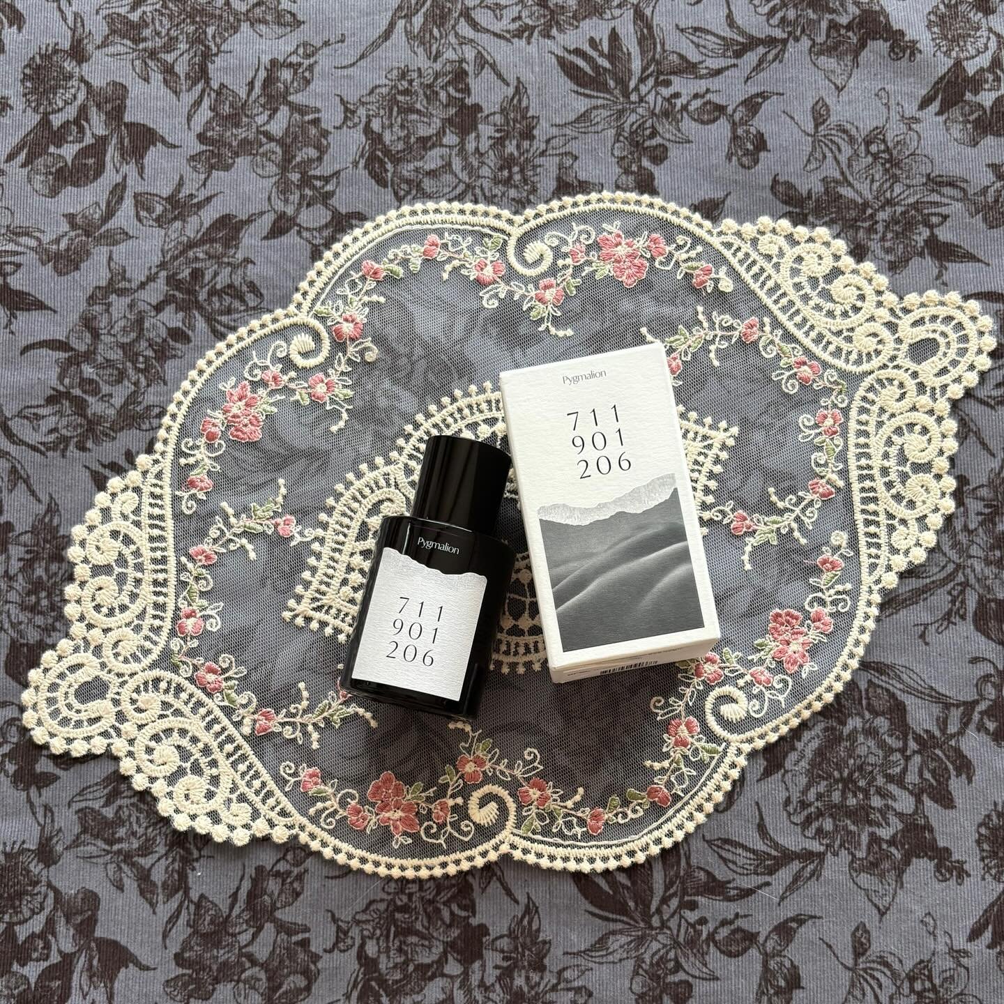 オードパフューム ピグマリオン/Addct/香水(レディース)を使ったクチコミ（3枚目）