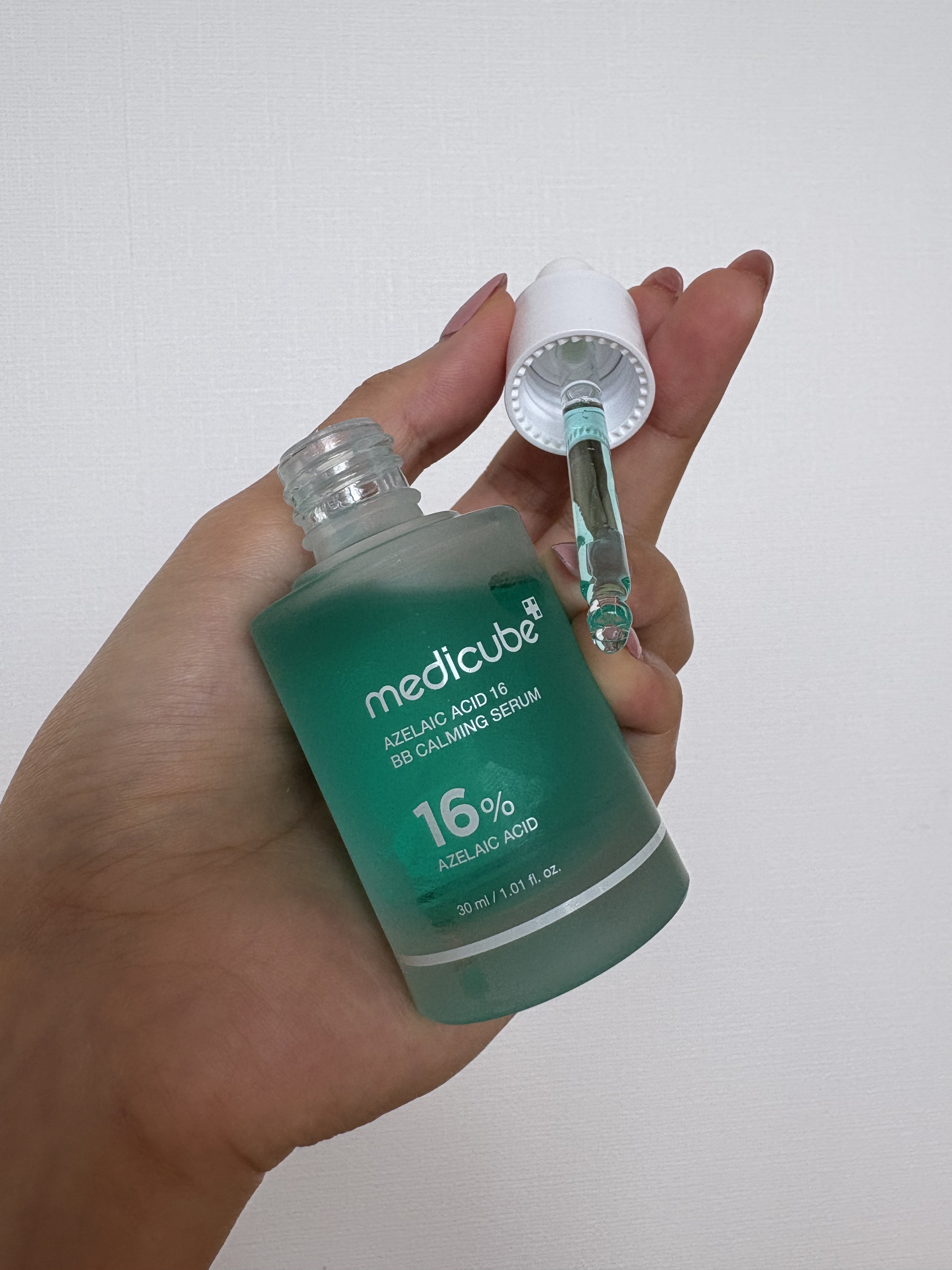 アゼライン酸16BBスージングセラム/MEDICUBE/美容液を使ったクチコミ（2枚目）