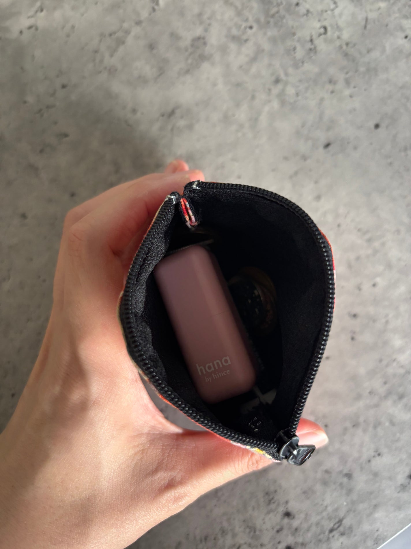 シアーグラスリップスティック/hana by hince/口紅を使ったクチコミ(4枚目)