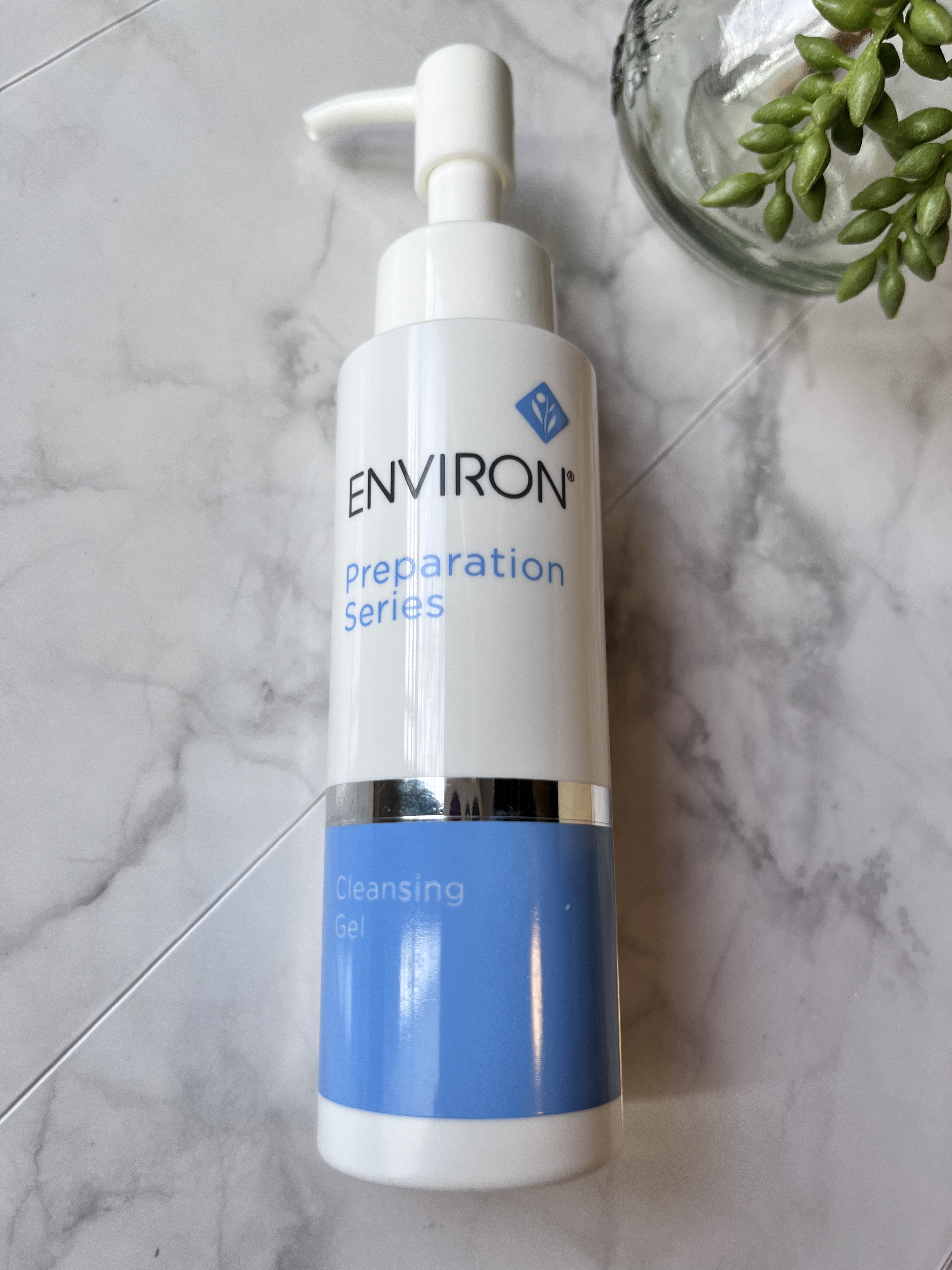 クレンジングジェル100ml エンビロン エンビロン ⁄ クレンジングジェル 100gの公式商品情報｜美容・化粧品