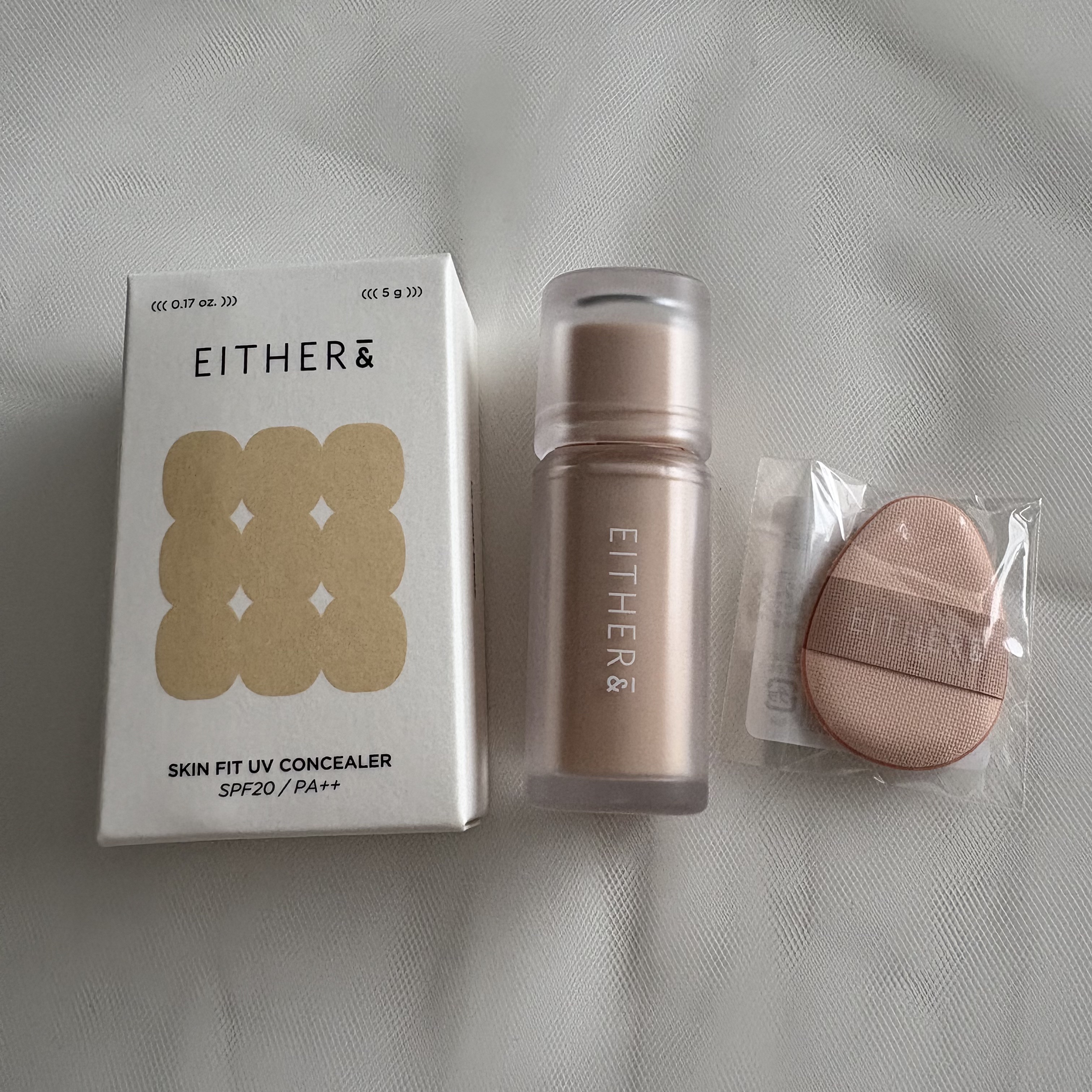 Skin Fit UV Concealer 1.0 ヌードベージュ /EITHER＆/リキッドコンシーラーを使ったクチコミ（1枚目）