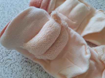 みきみきちゃま on LIPS 「今回ご紹介する商品は『ベビーフット足裏&足指リフレソックス』✨..」(4枚目)