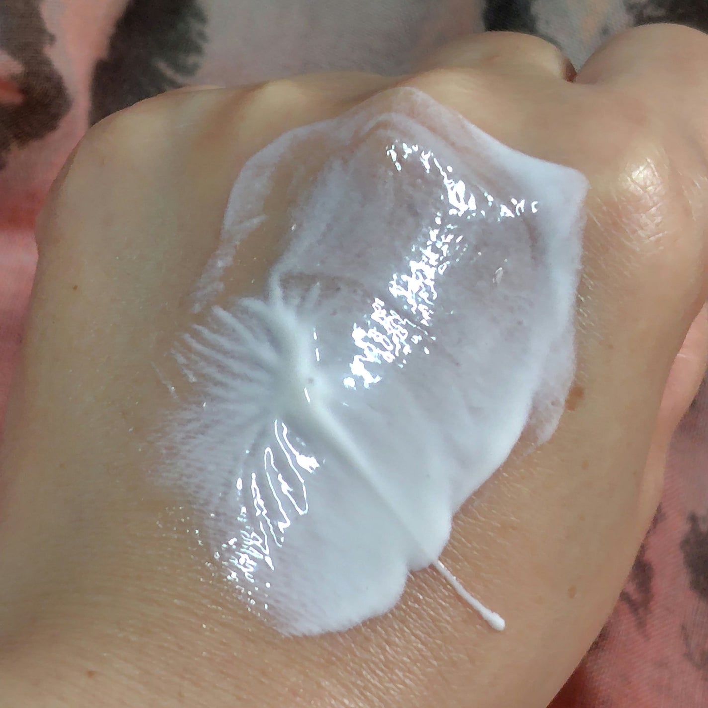 クレ・ド・ポー ボーテ エマルションプロテクトゥリス(ジュール)/クレ・ド・ポー ボーテ/乳液を使ったクチコミ(4枚目)